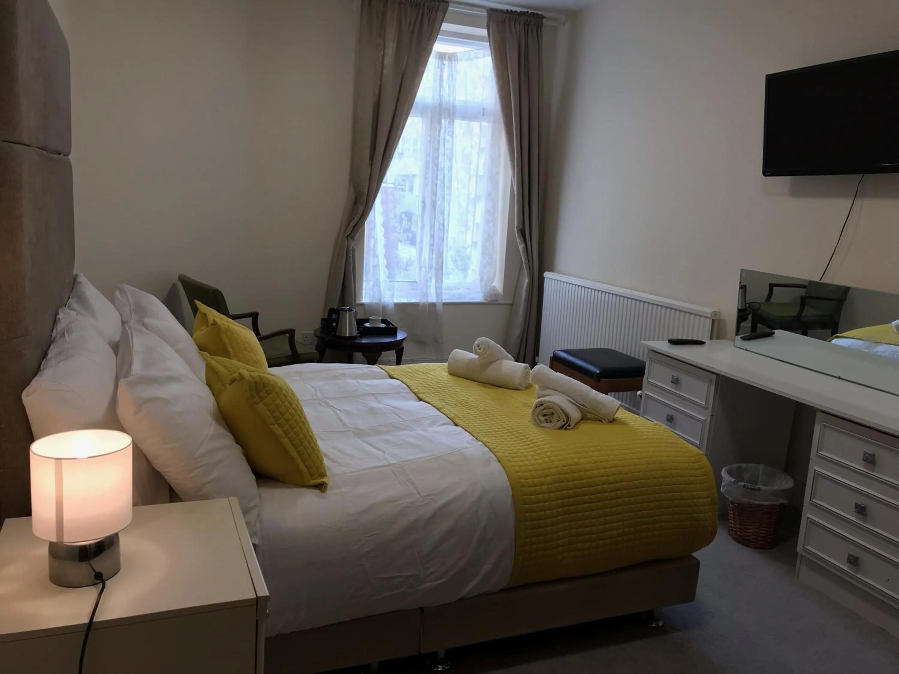 hair dresser in Pearl & Pebbles Eastbourne