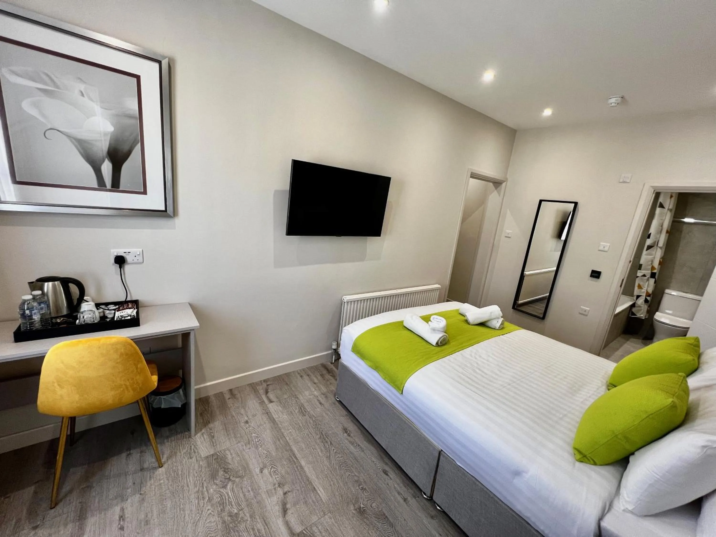 TV and multimedia in Pearl & Pebbles Eastbourne