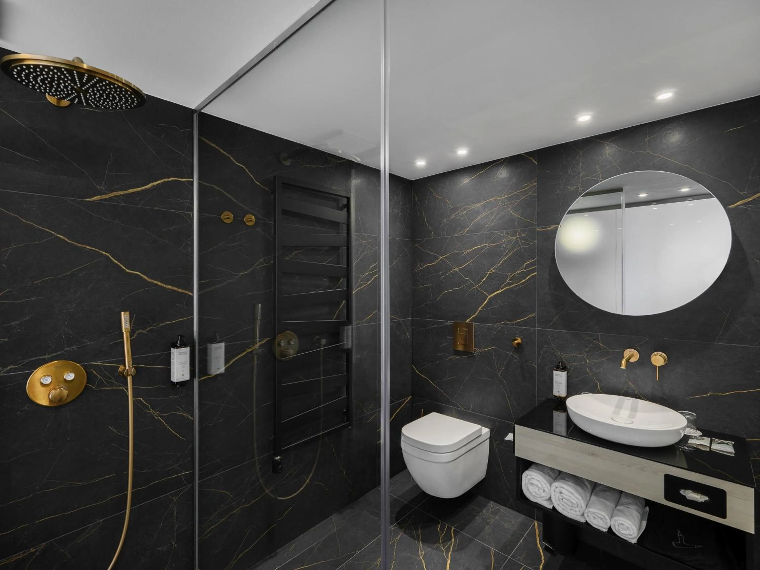 Bedroom in Mercure Tokaj Center