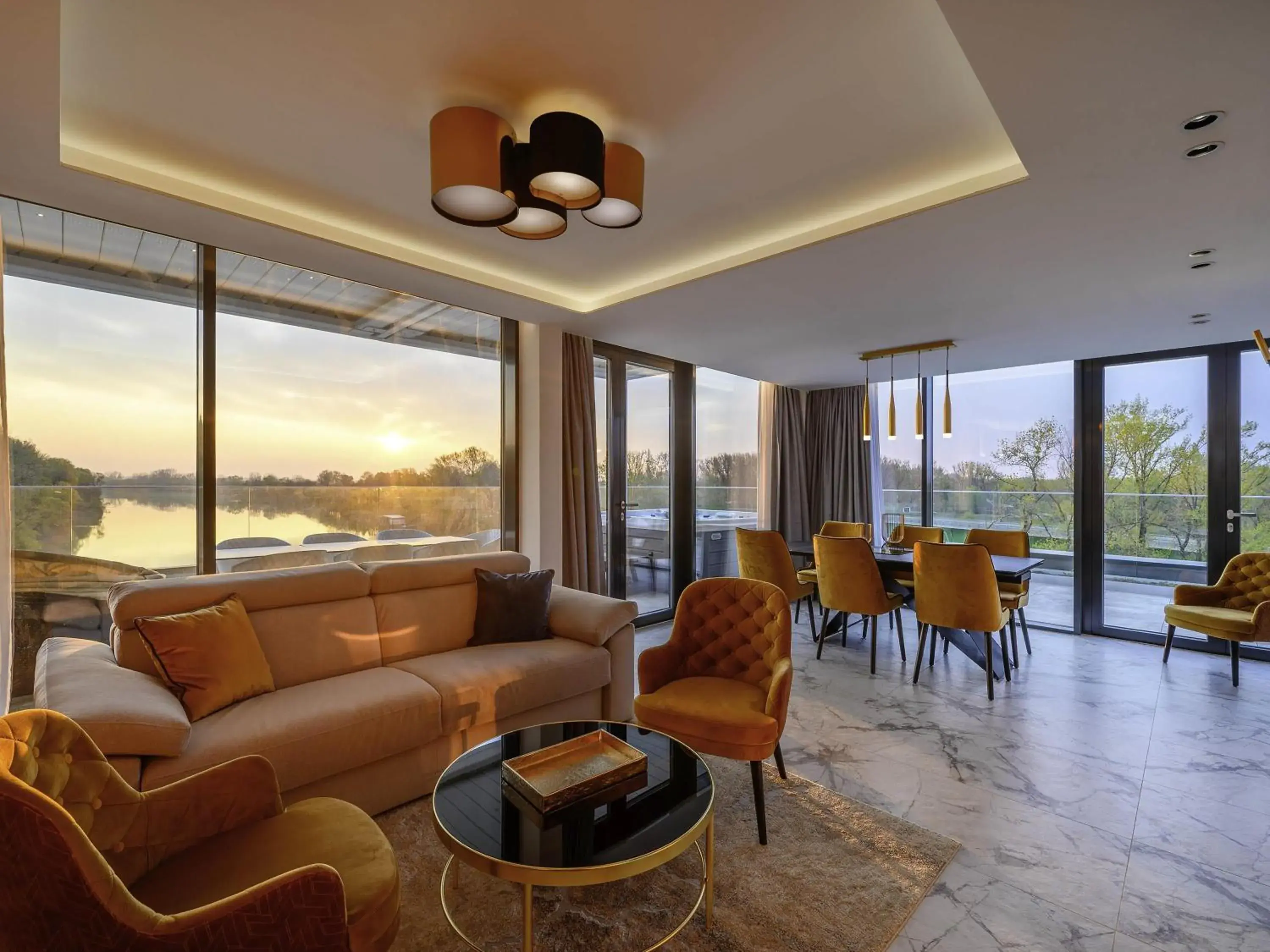 Executive room with One Double Bed and Sofa in Mercure Tokaj Center Executive room with One Double Bed and Sofa in Mercure Tokaj Center