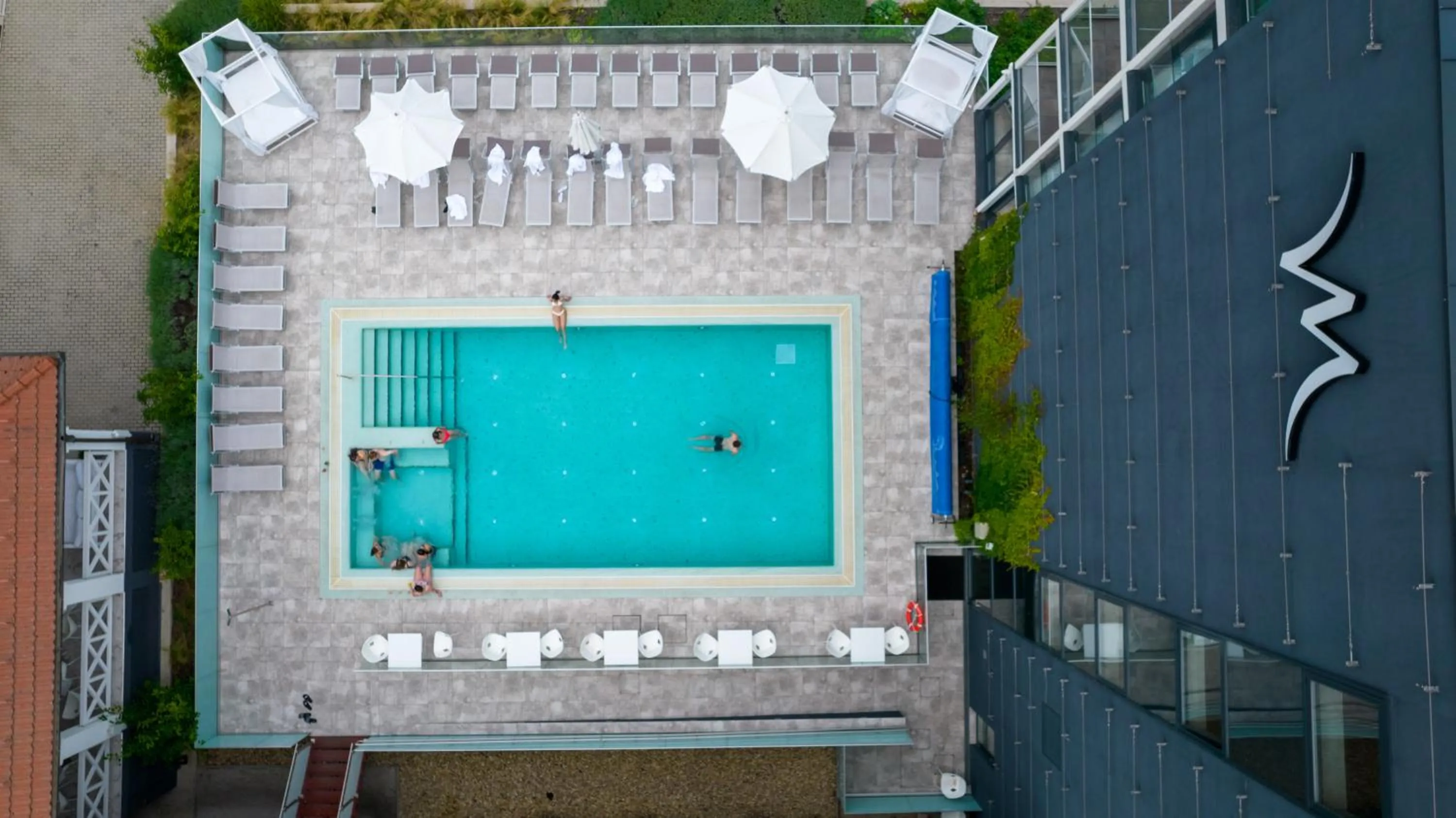 Swimming pool in Mercure Tokaj Center