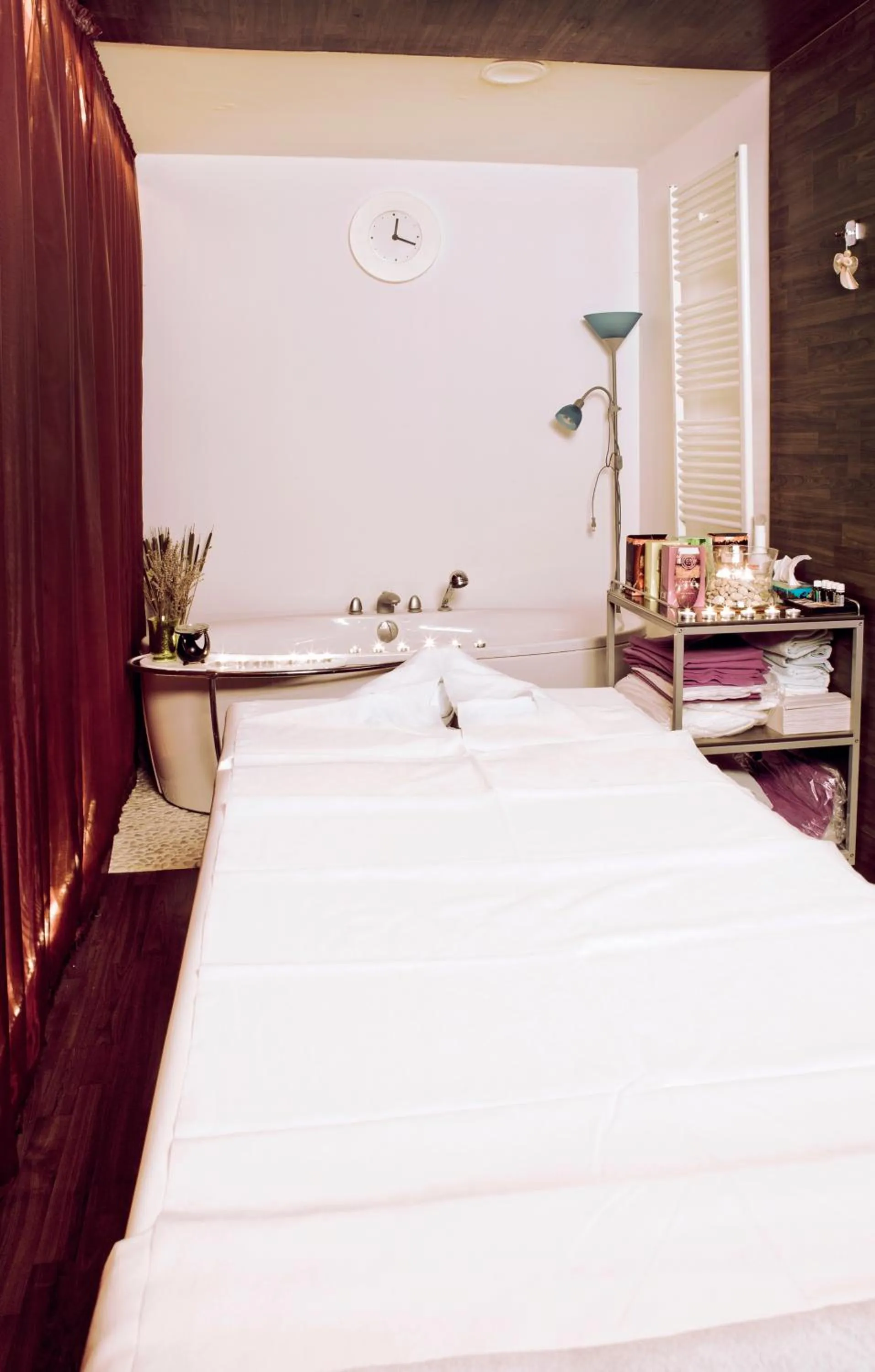 Spa and wellness centre/facilities in Echo Residence All Suite Hotel