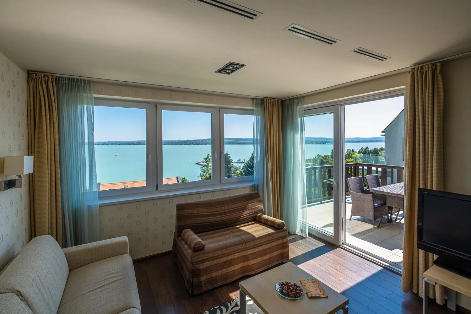 View (from property/room) in Echo Residence All Suite Hotel