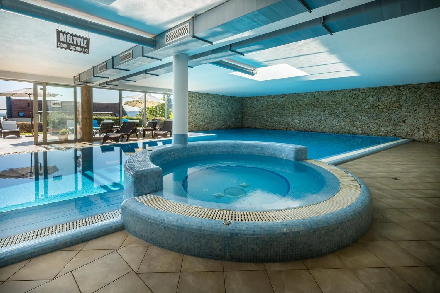 Swimming pool in Echo Residence All Suite Hotel