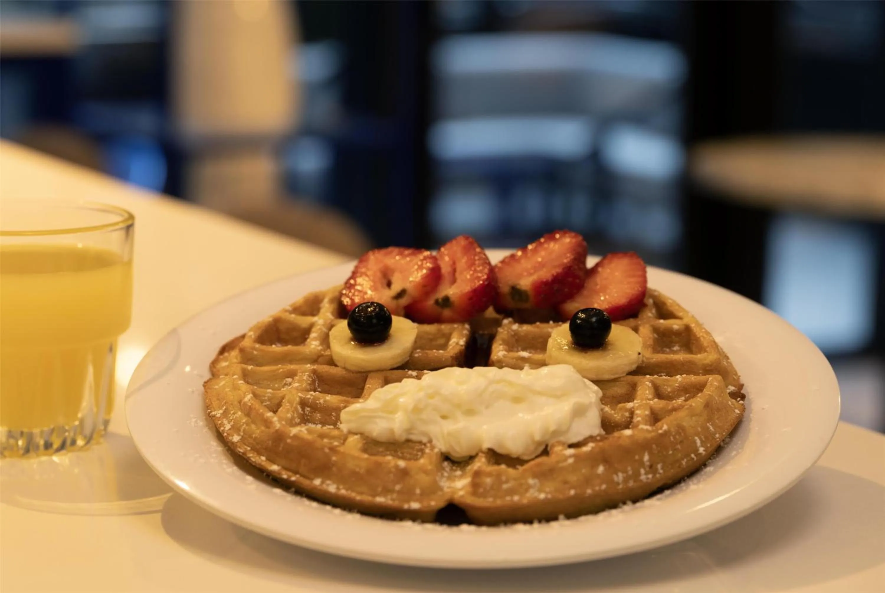 Restaurant/places to eat in Best Western Premier Empire State Hotel