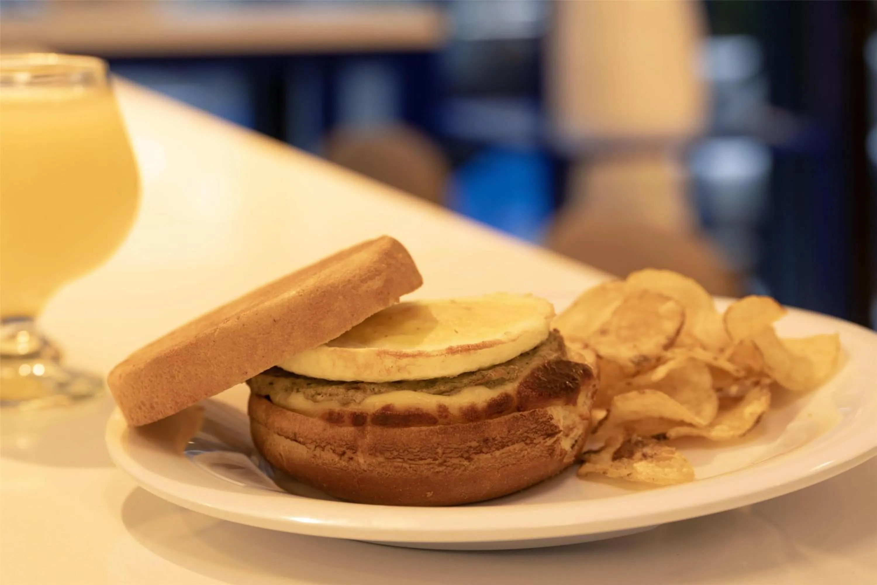 Restaurant/places to eat in Best Western Premier Empire State Hotel