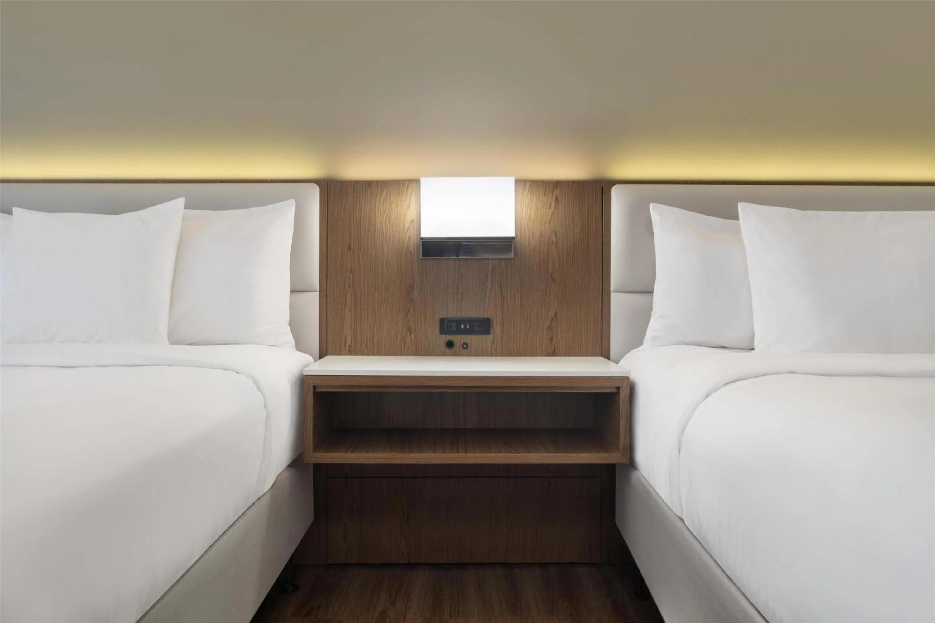 Bedroom, Bed in Best Western Premier Empire State Hotel