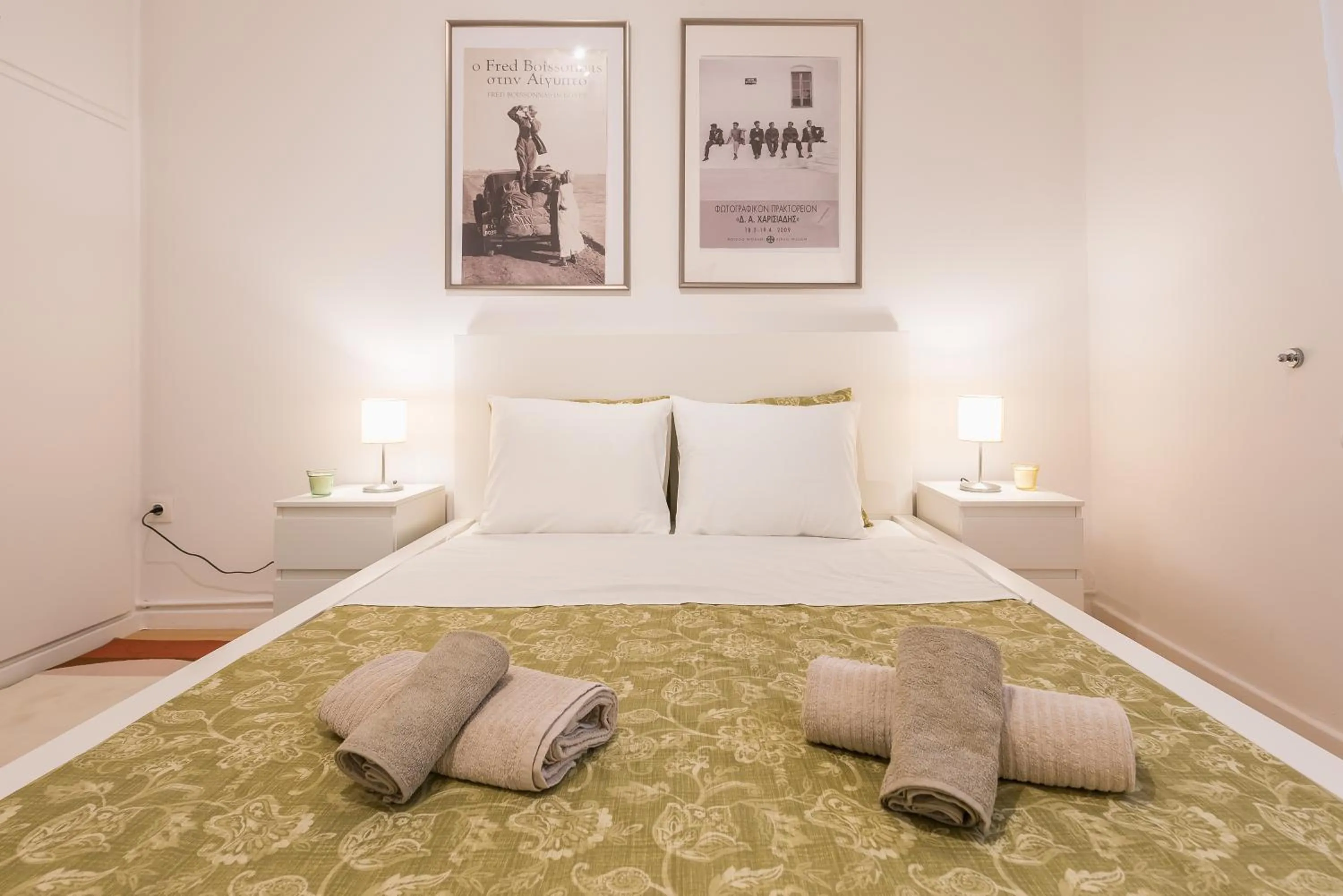 Bed in Apartment at Megaro Mousikis st semi basement 1bed 2 pers by MPS