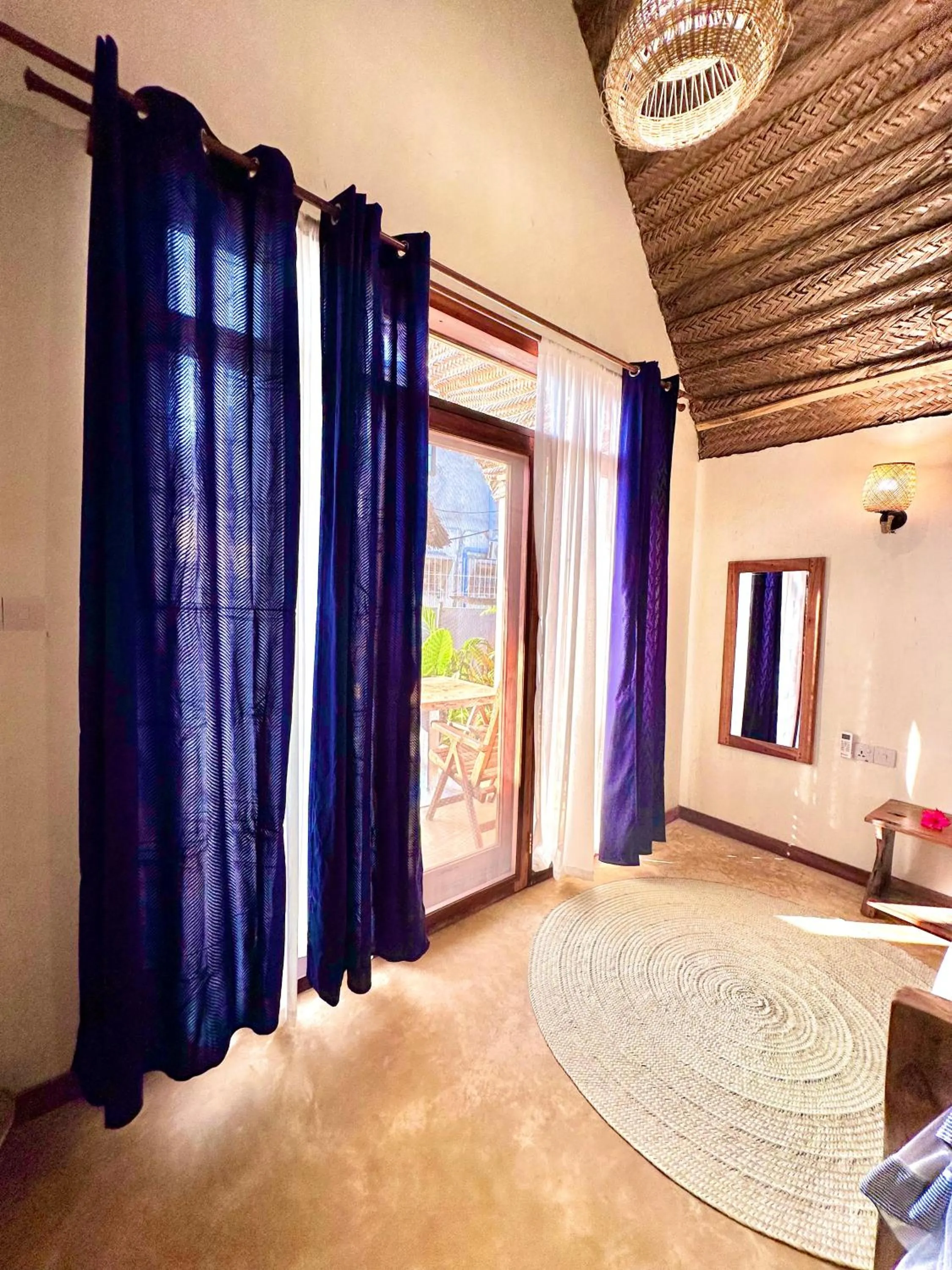 Bed in Chikachika Beach B&B