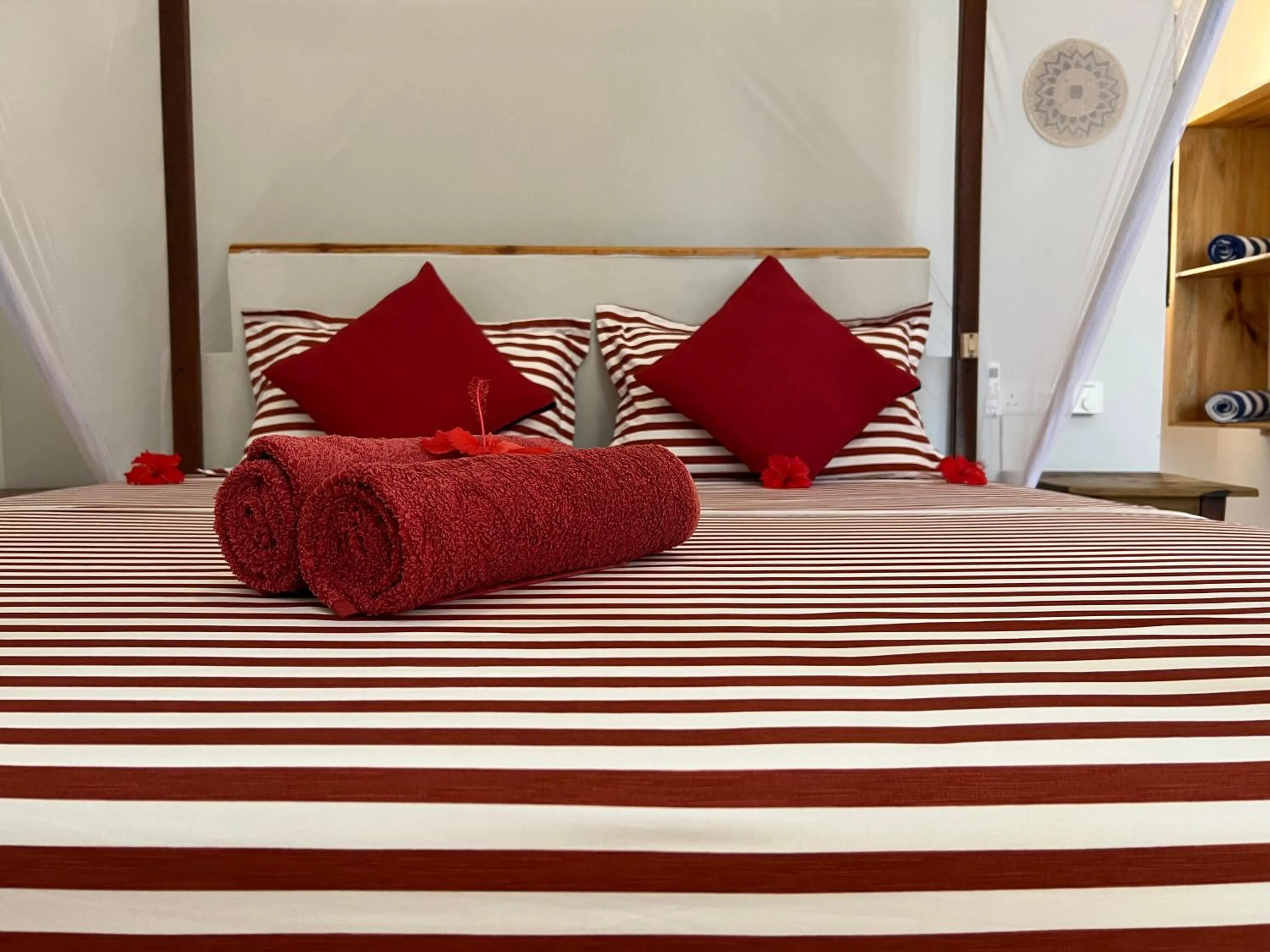 Bed in Chikachika Beach B&B