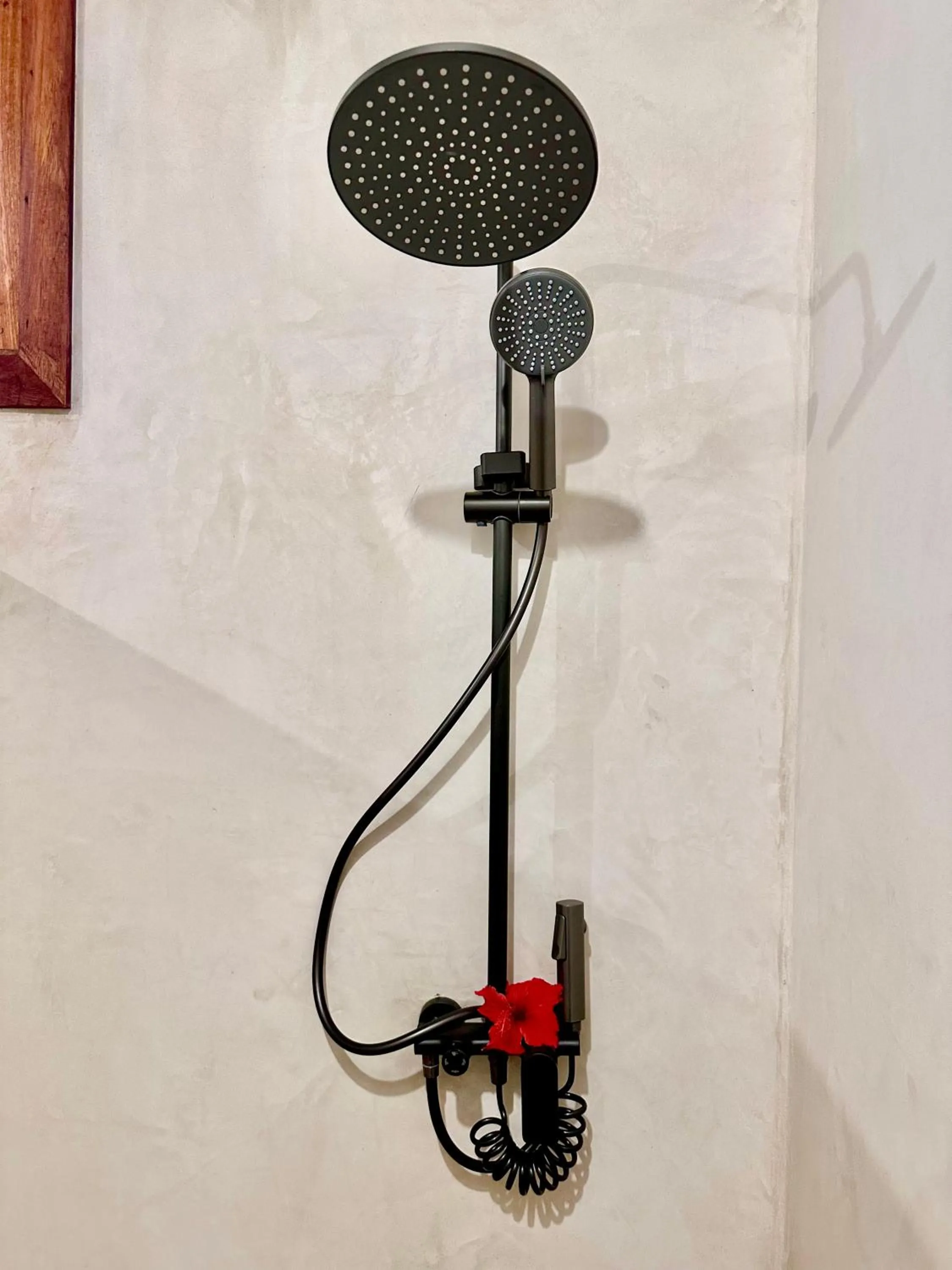 Bathroom in Chikachika Beach B&B