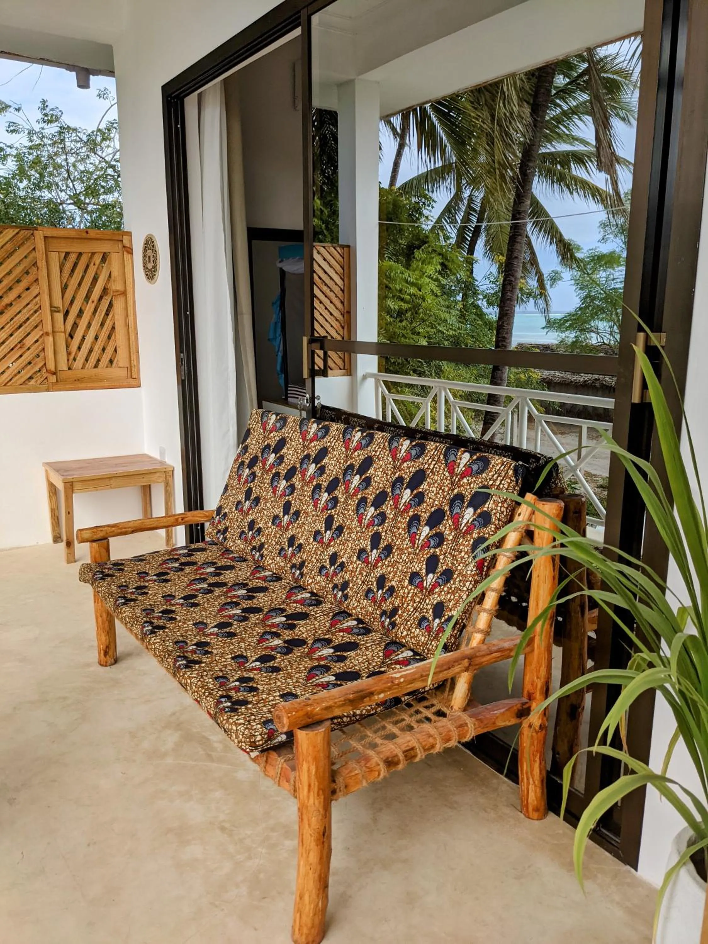 Balcony/Terrace in Chikachika Beach B&B