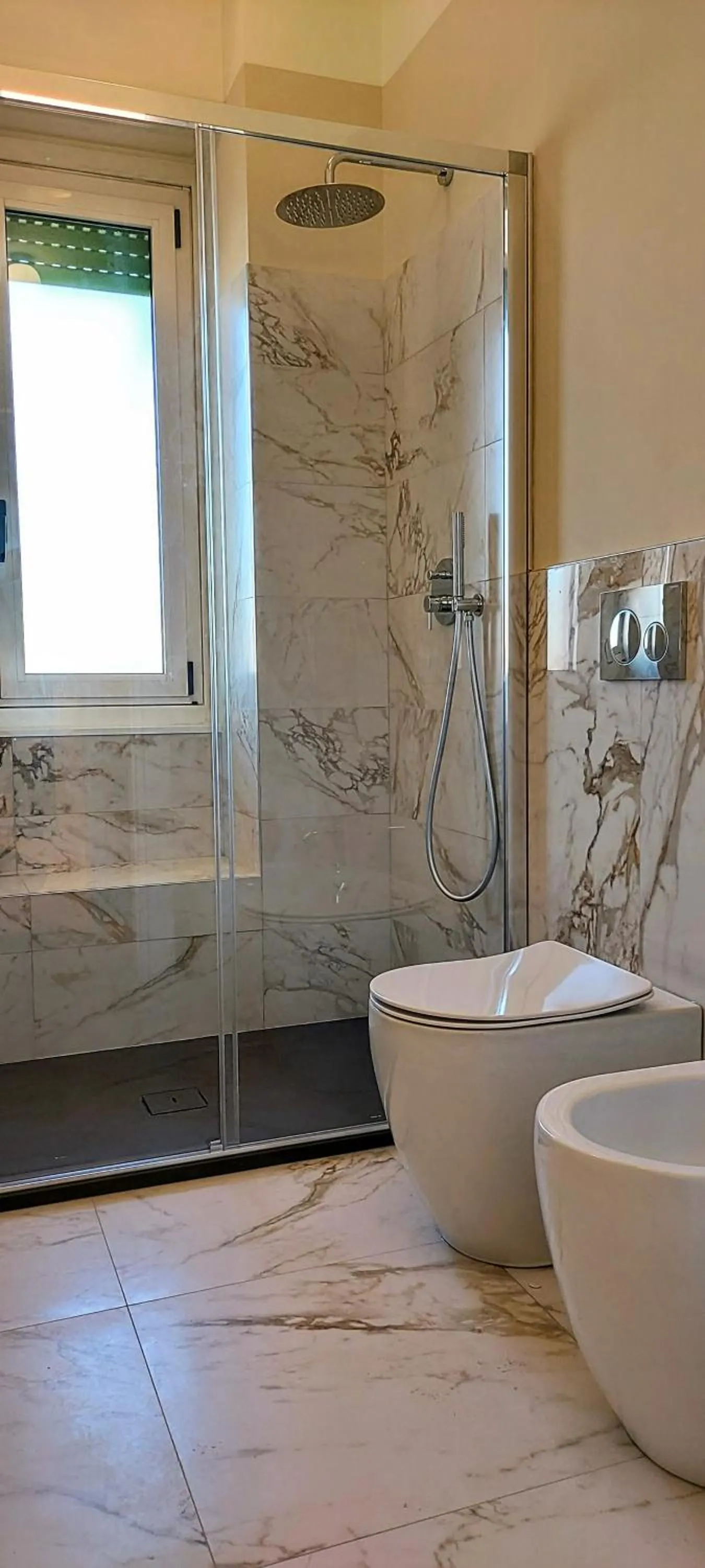 Bathroom in Suite Rent Milan 3