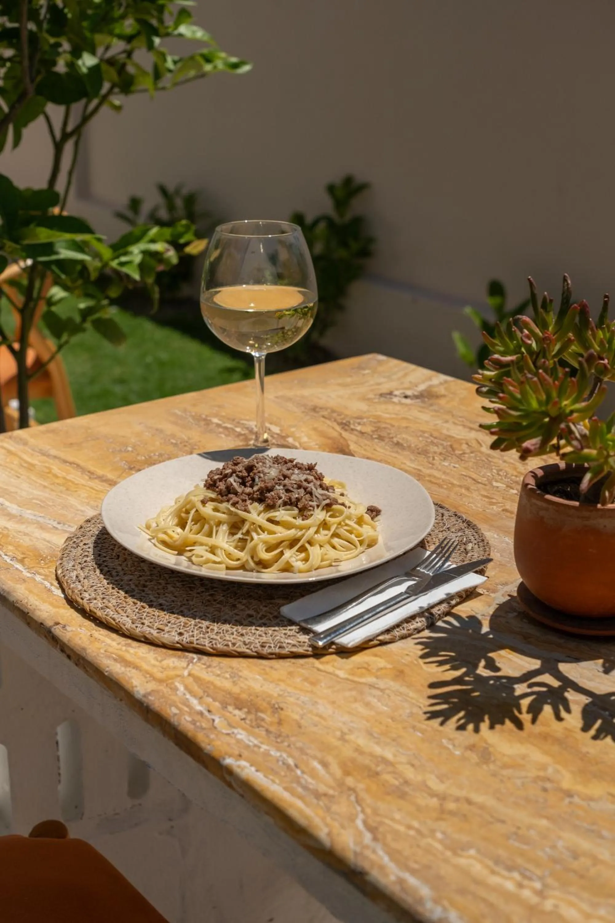 Food and drinks in Alacati Fora Bella