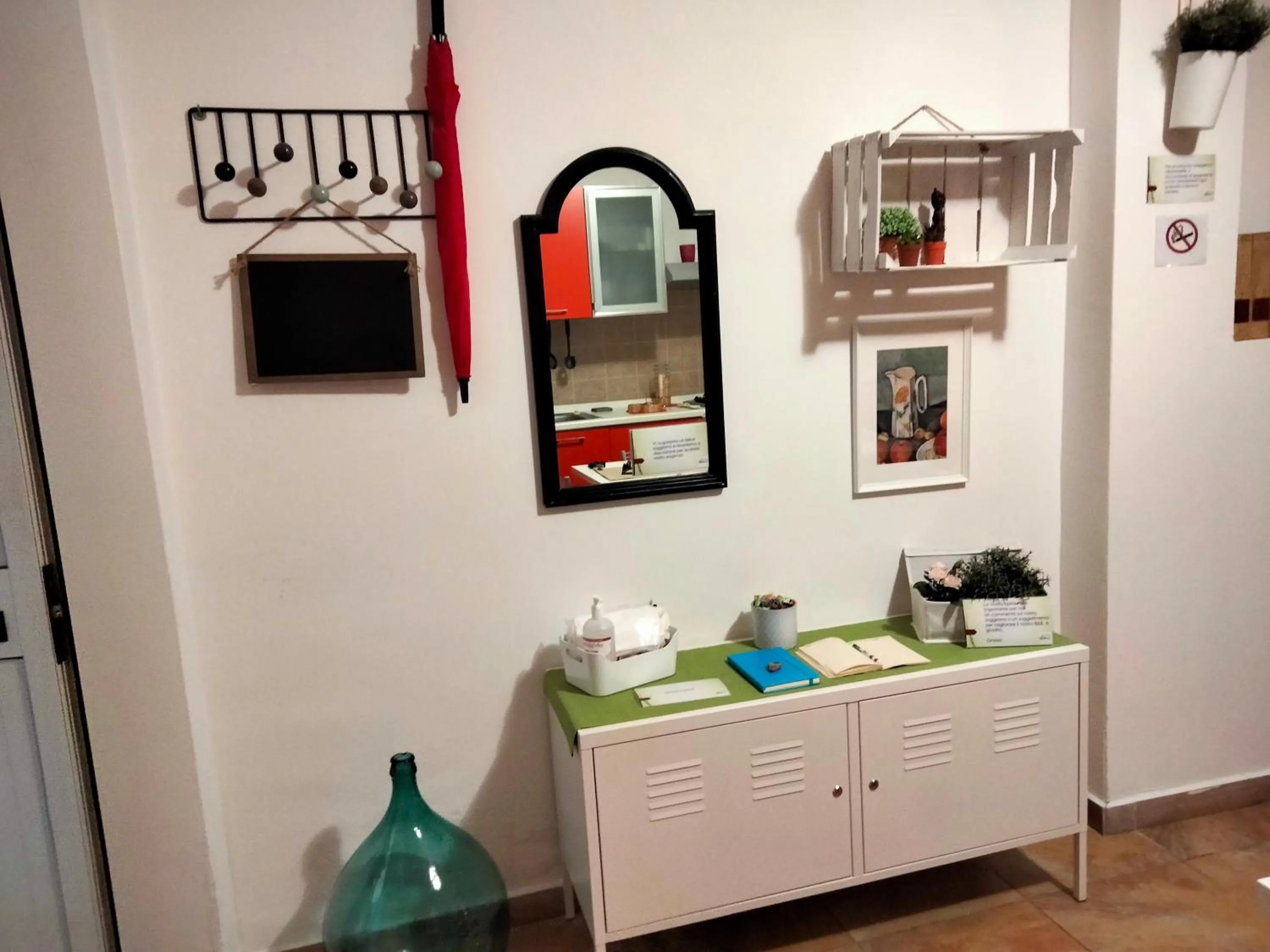 Communal lounge/ TV room in Al Quindici Scilla