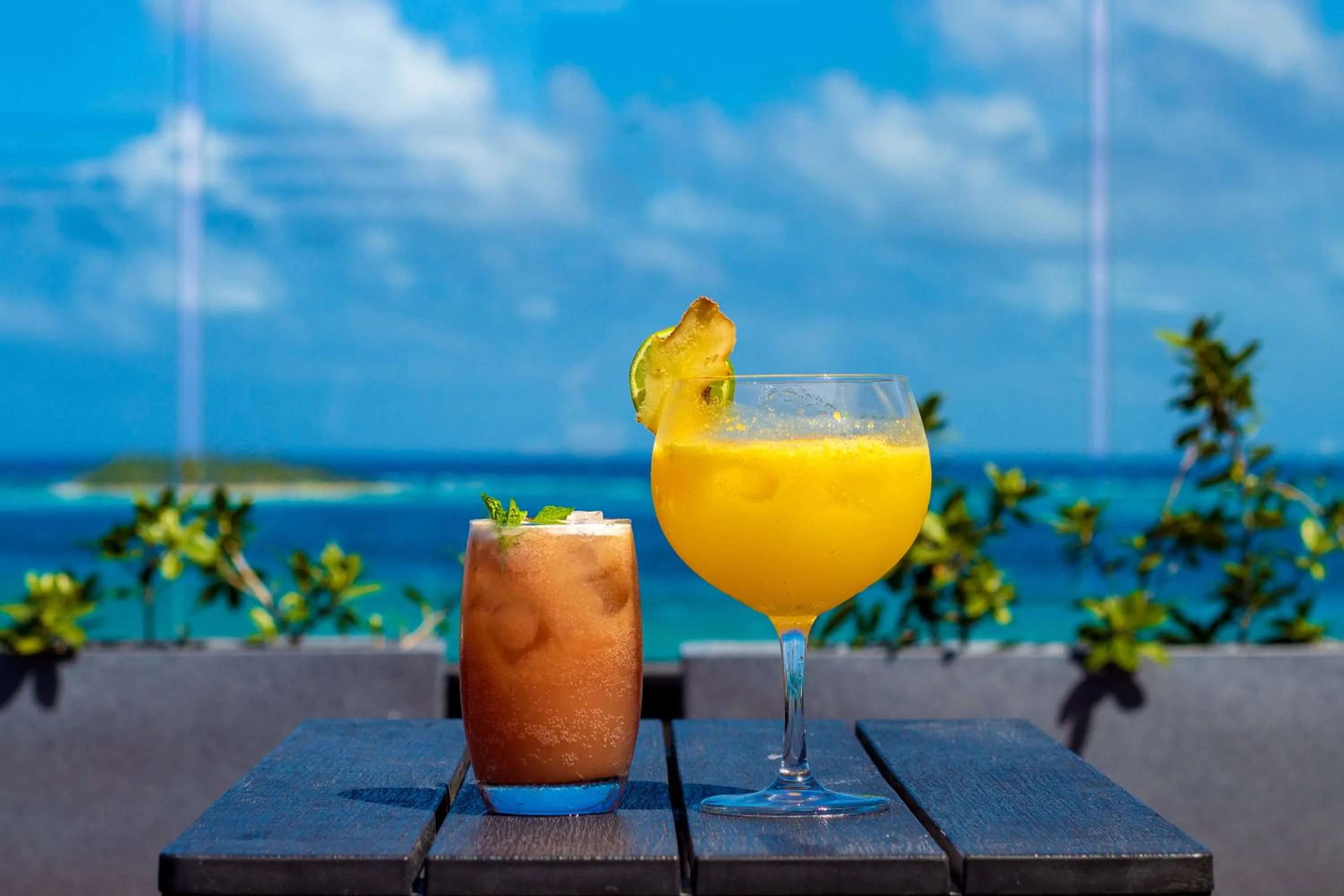 Drinks in Sea Avenue Hotel