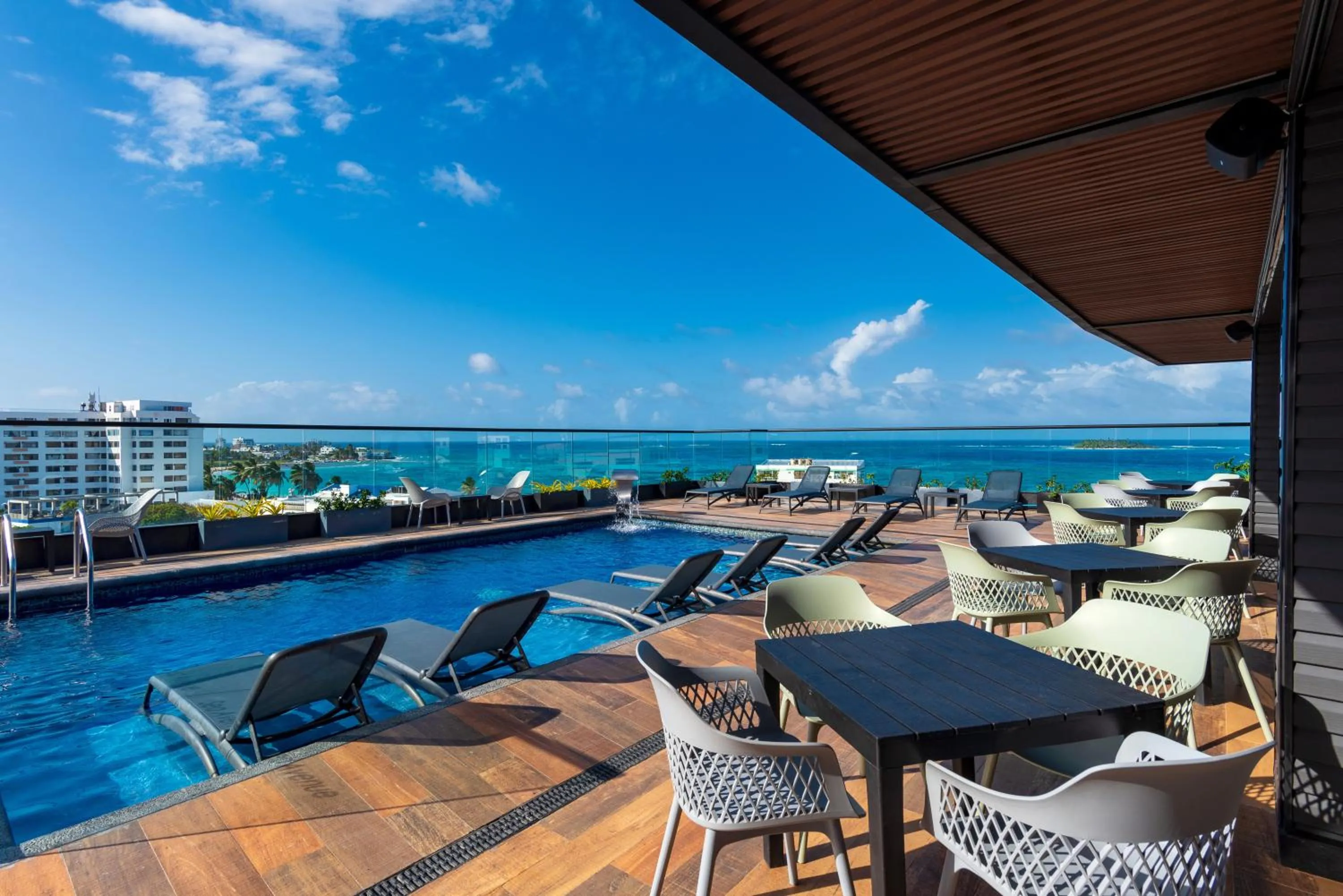 Sea view in Sea Avenue Hotel