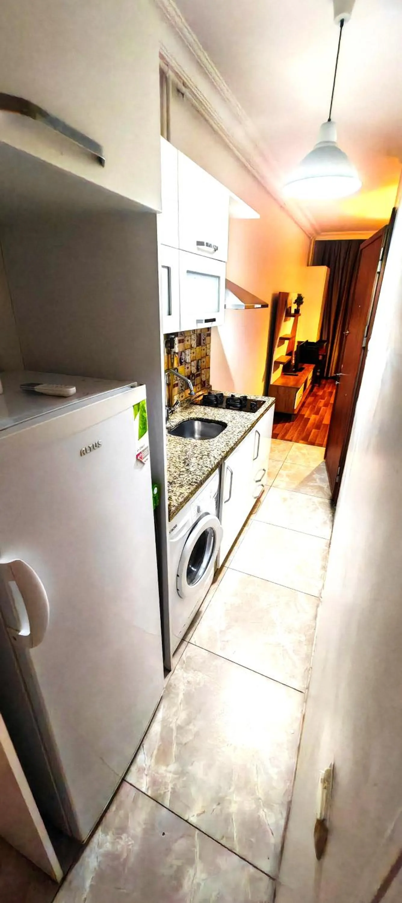 Kitchen or kitchenette in Mimoza İstiklal Apart Hotel