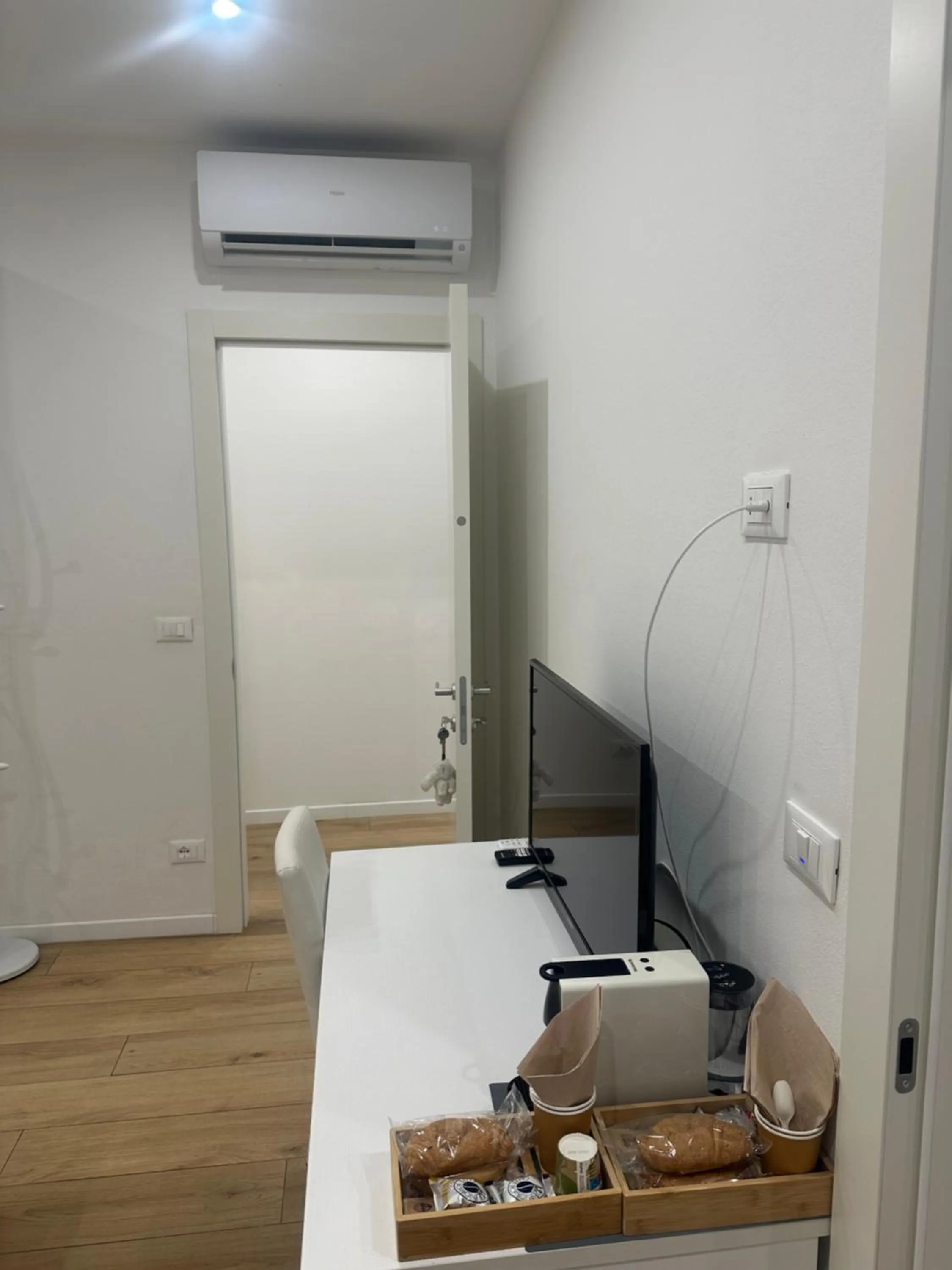 Coffee/tea facilities in Rosa House