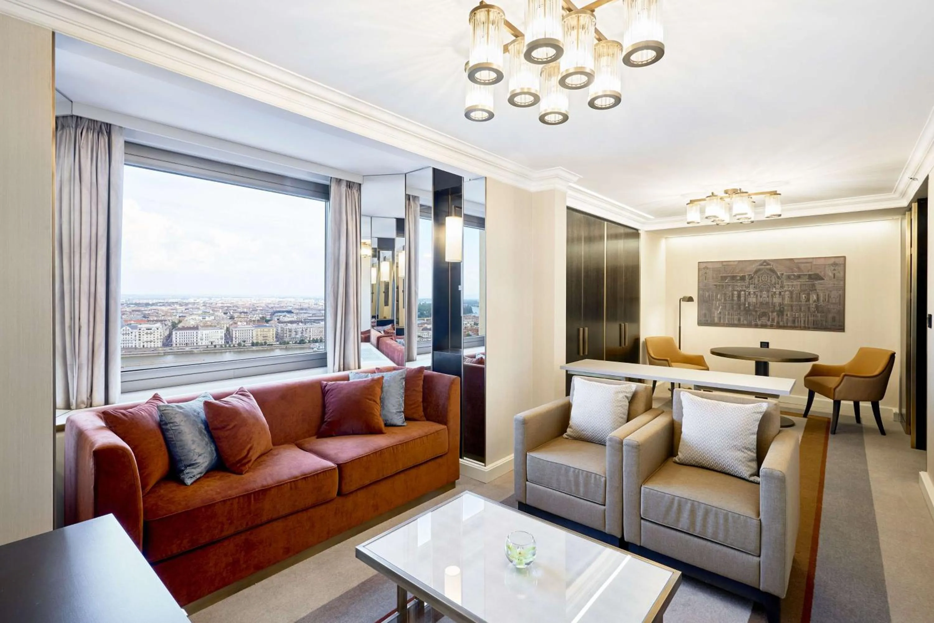 Living room in Hilton Budapest