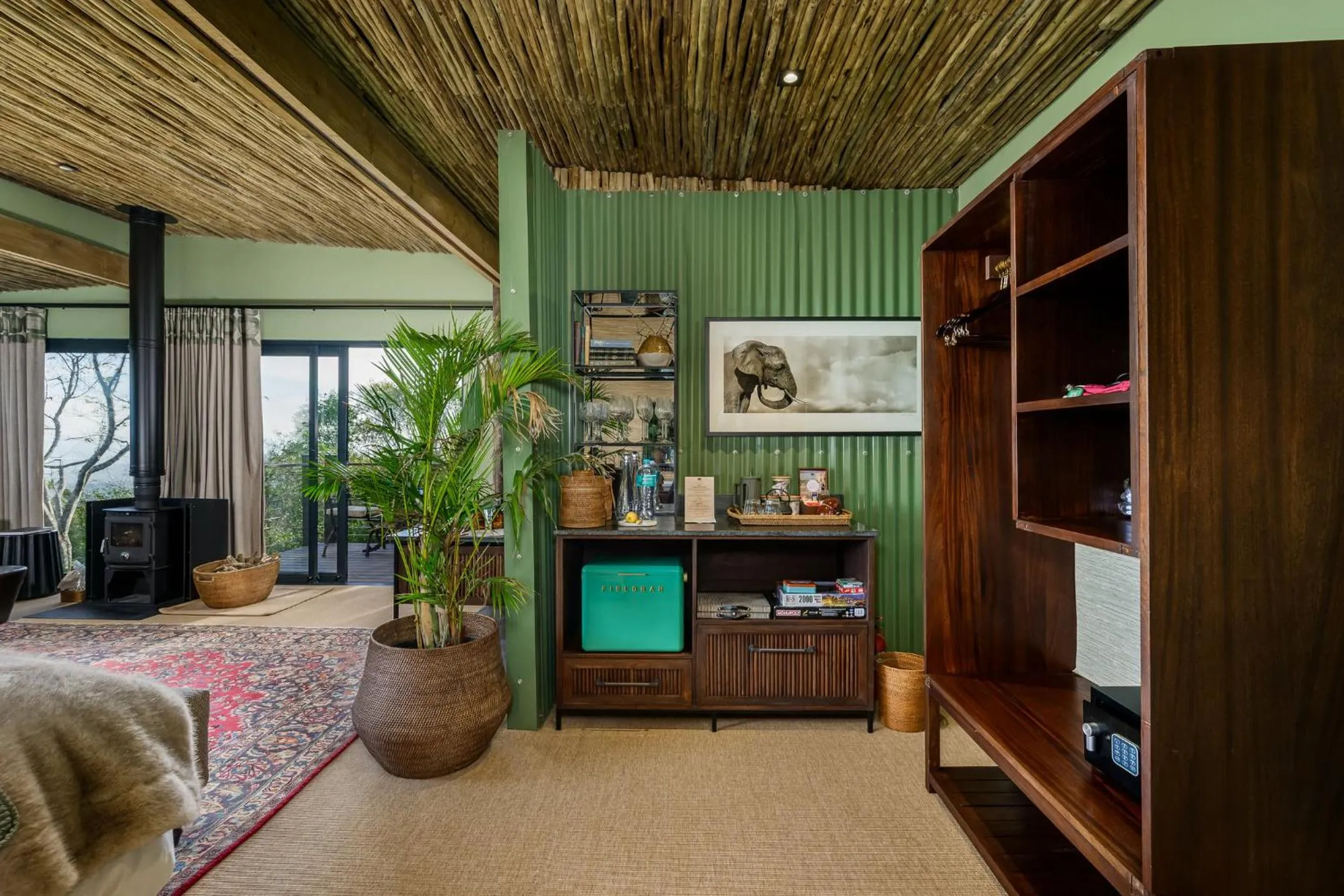 Bedroom, Bed in Camp Figtree by The Oyster Collection