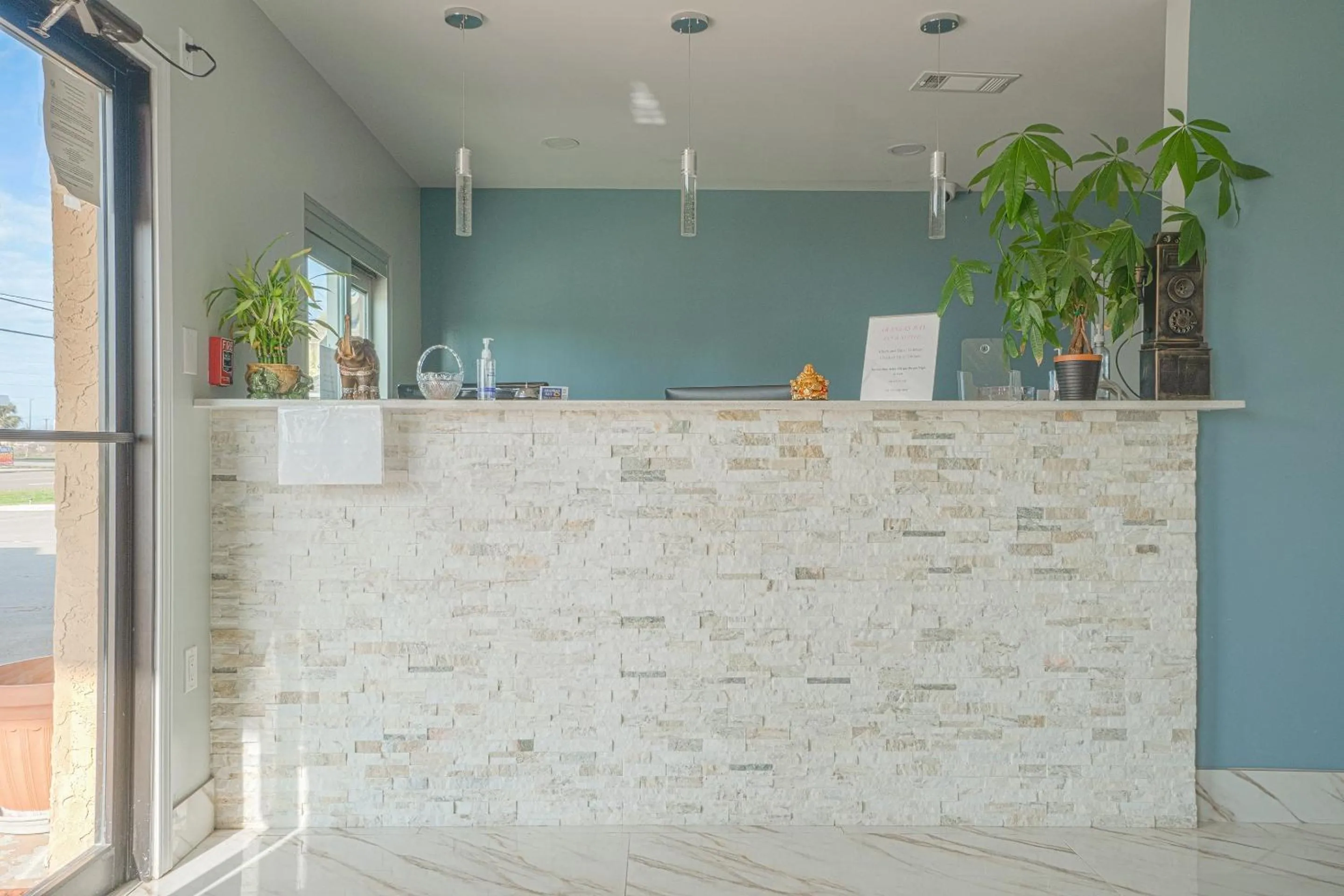 Lobby or reception in Aransas Bay Inn & Suites Corpus Christi by OYO