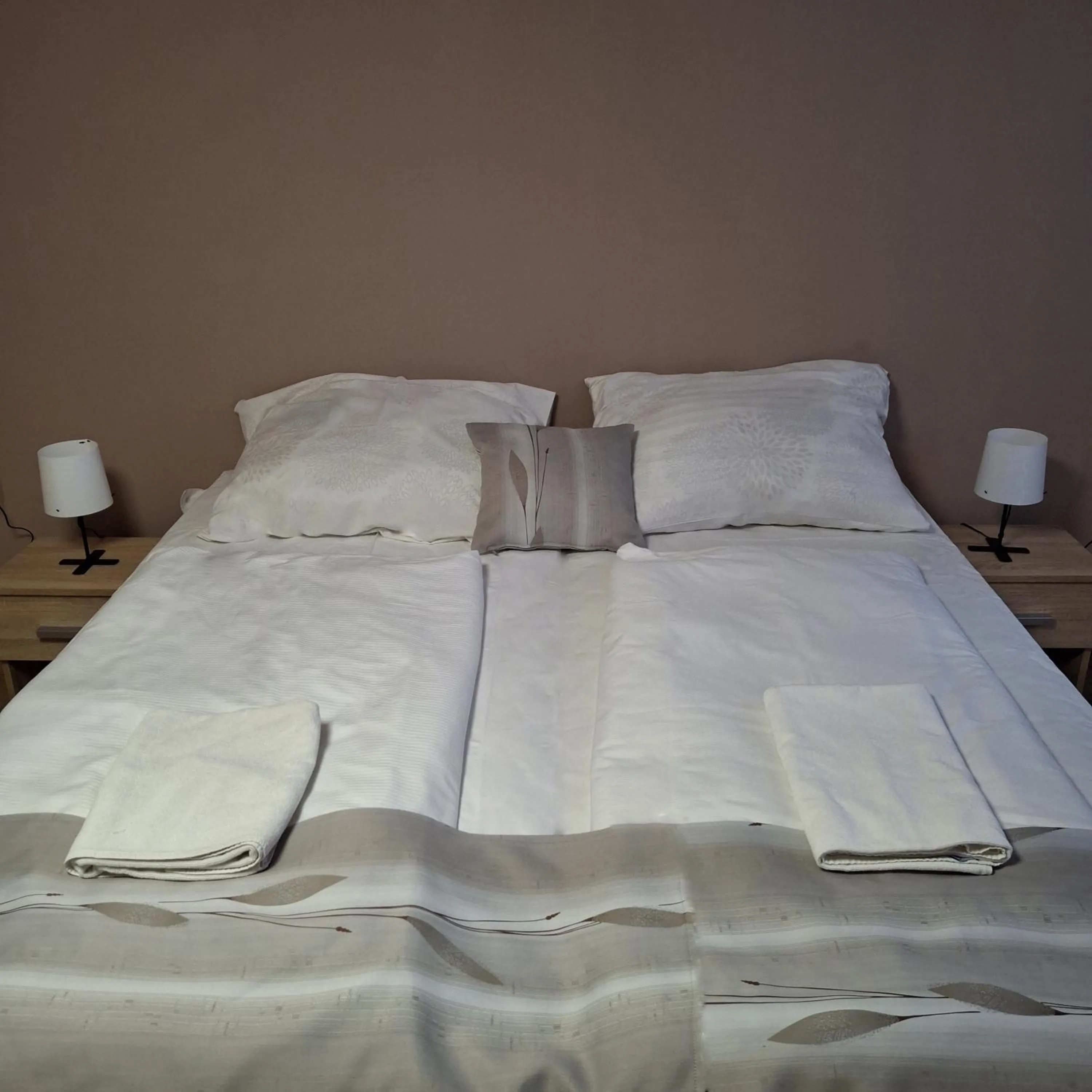 Facility for disabled guests, Bed in Hotel Unicornis