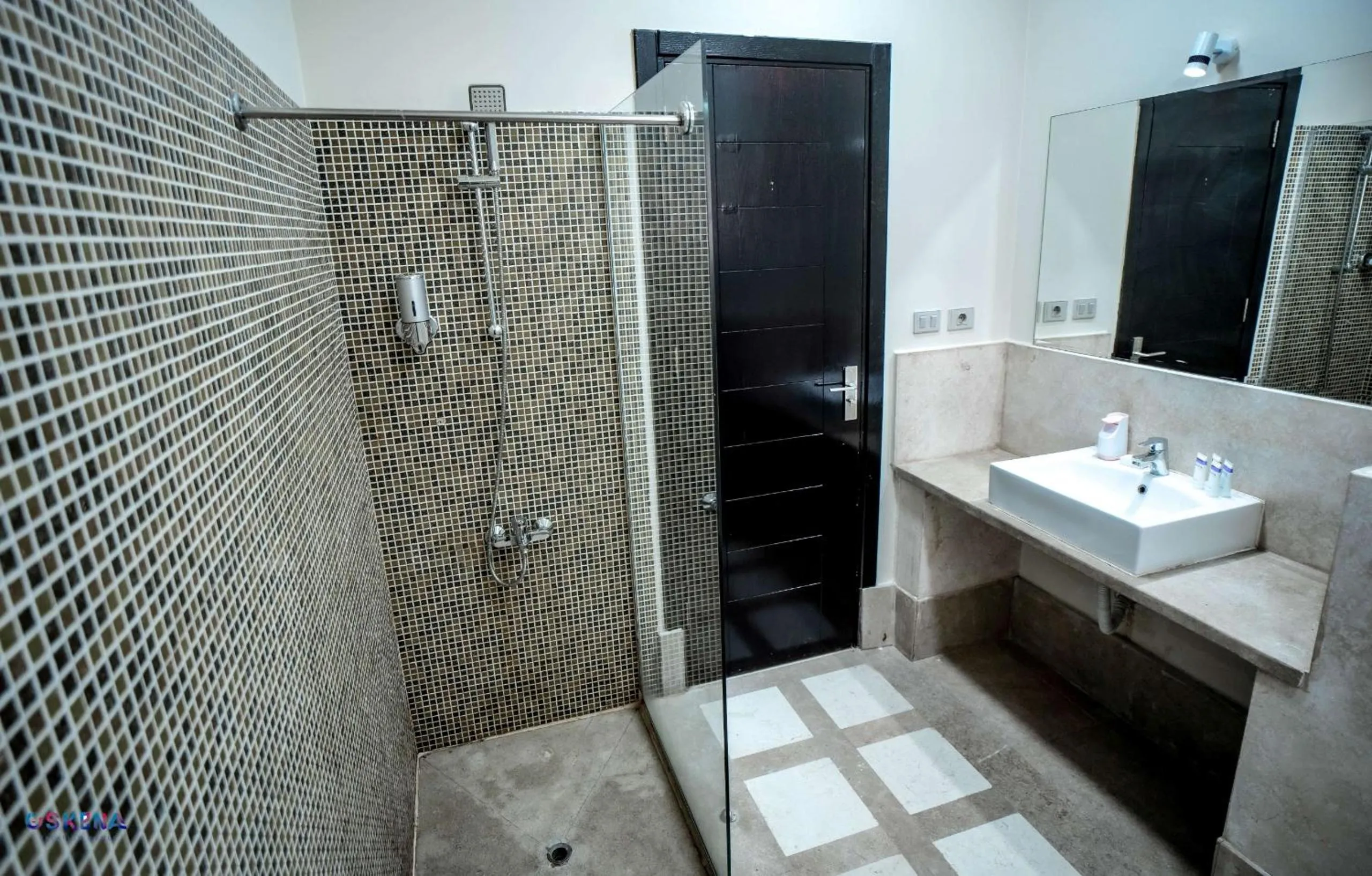 Shower in OSKENA Azzurra Sahl Hasheesh Hurghada