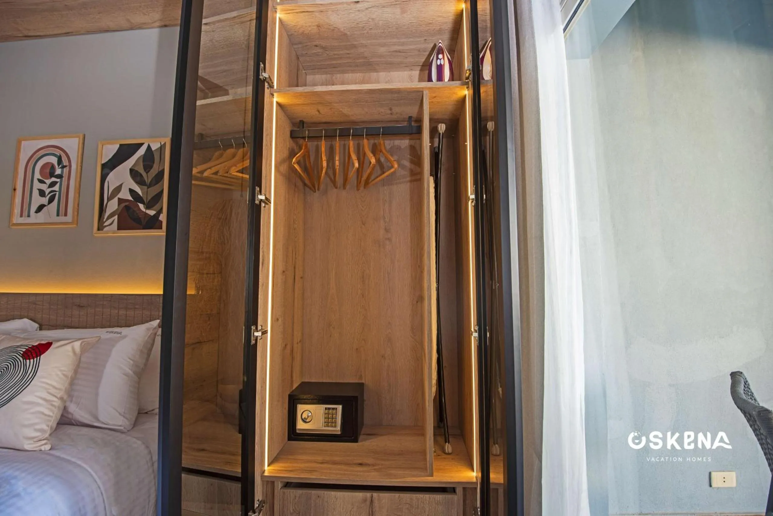 wardrobe, Bed in OSKENA Azzurra Sahl Hasheesh Hurghada