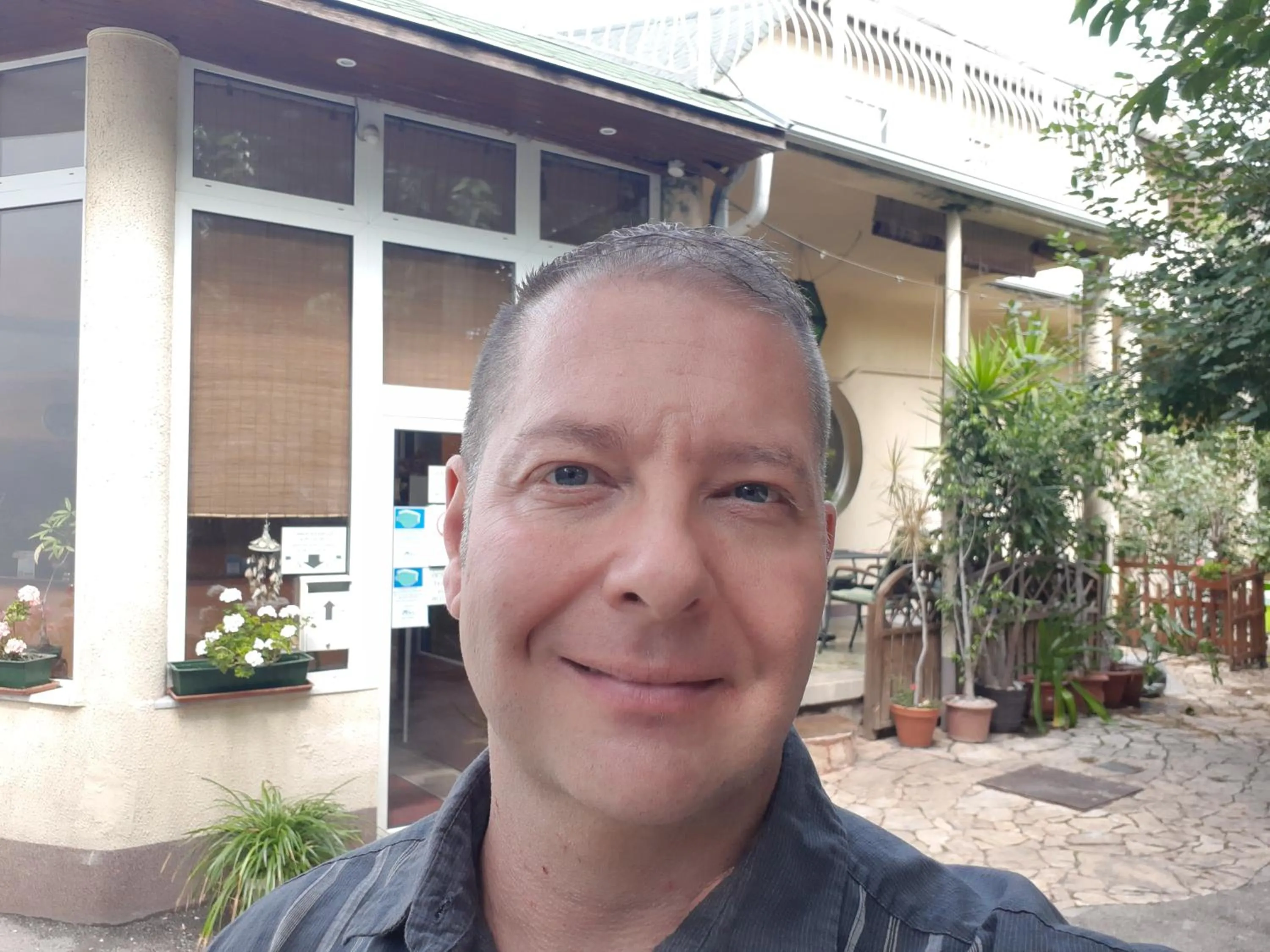 Staff in Hotel Oswaldo