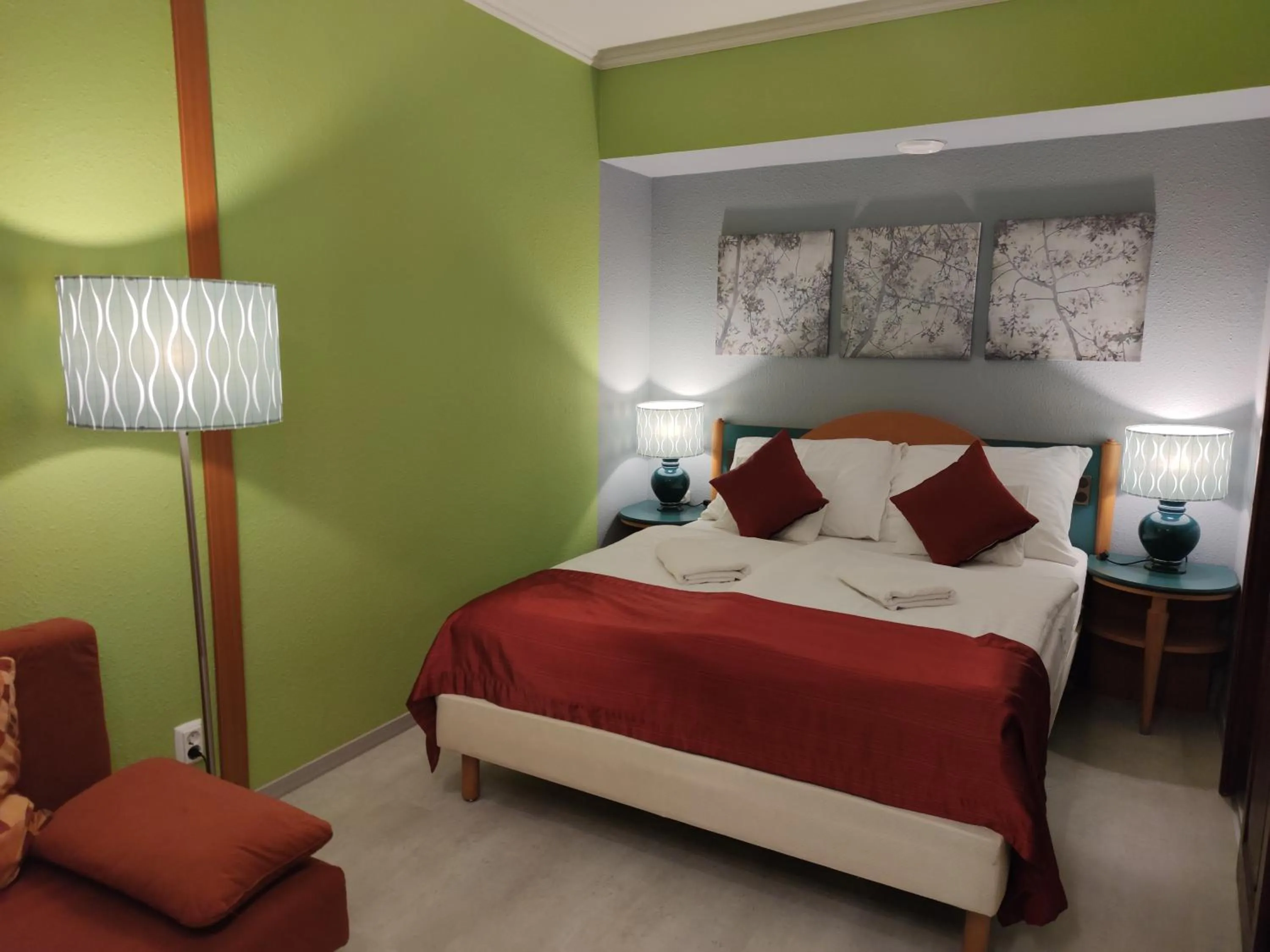 Photo of the whole room in Hotel Oswaldo