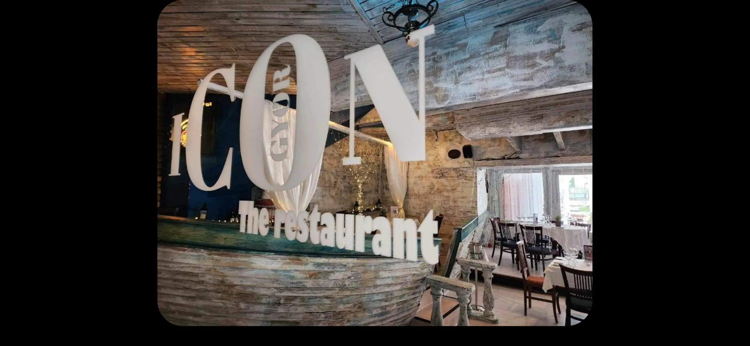 Arany Szarvas Fogadó és Captain Drakes Pub