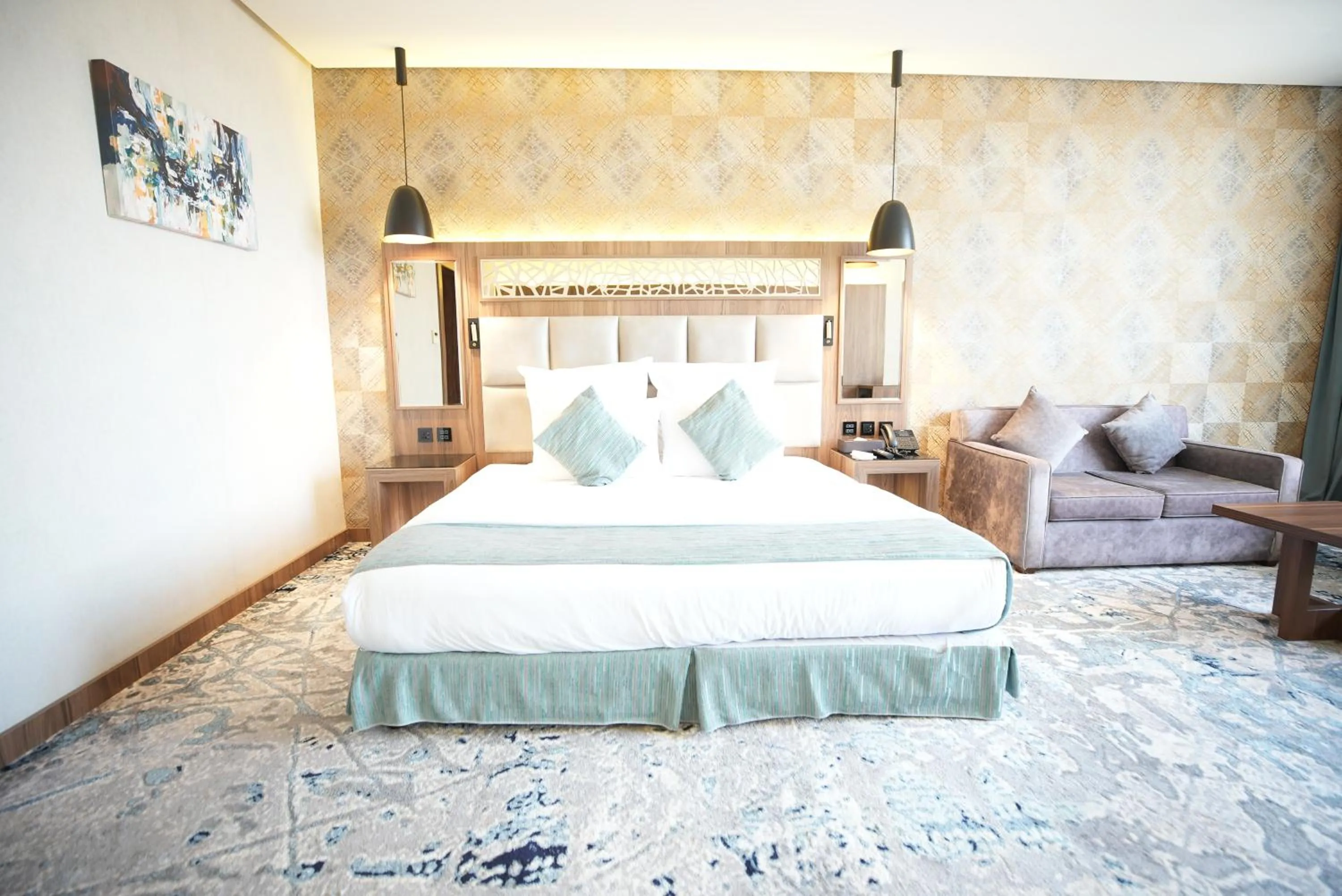 Bed in White Diamond Hotel Sari