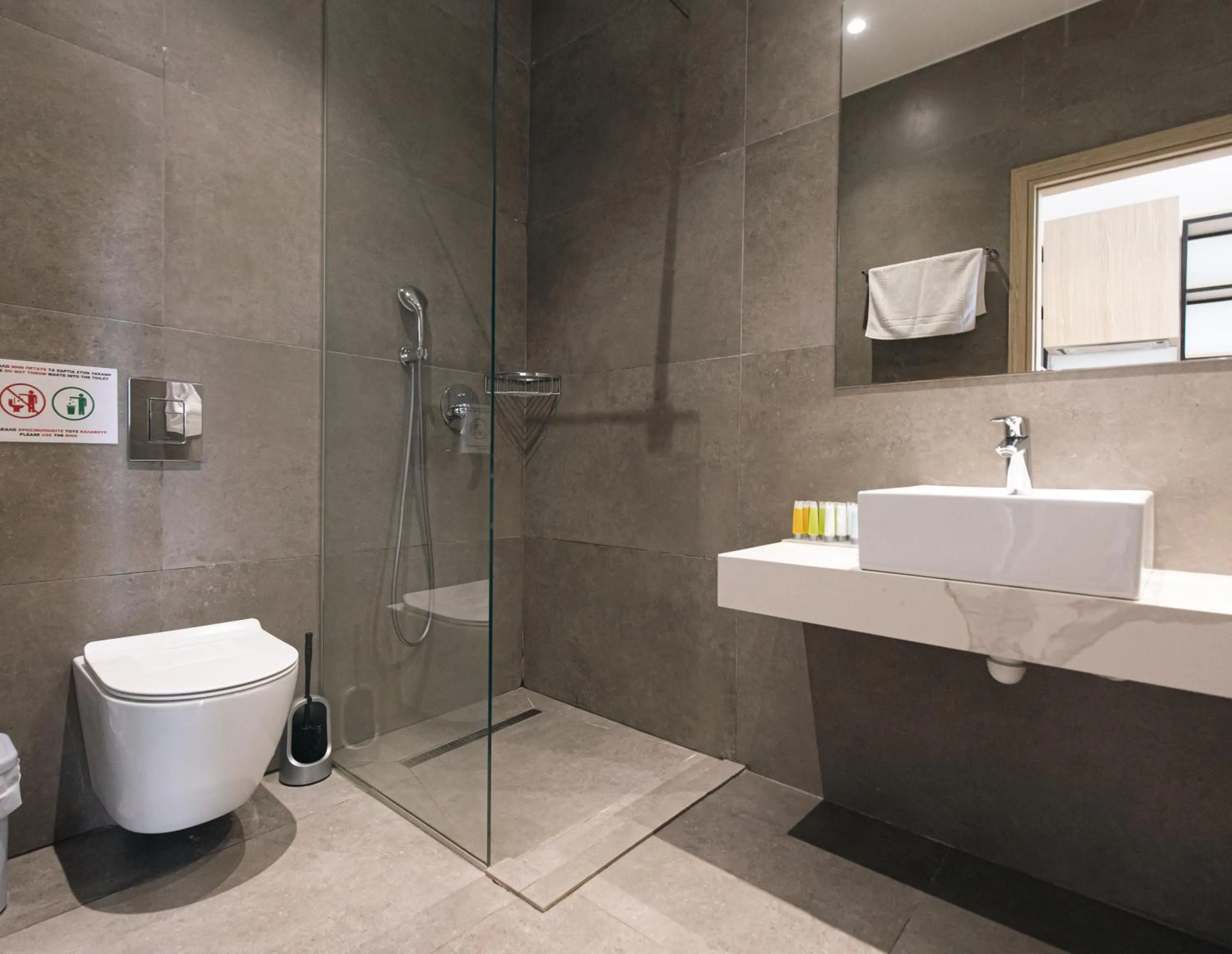 Shower in Caramela Luxury Apts