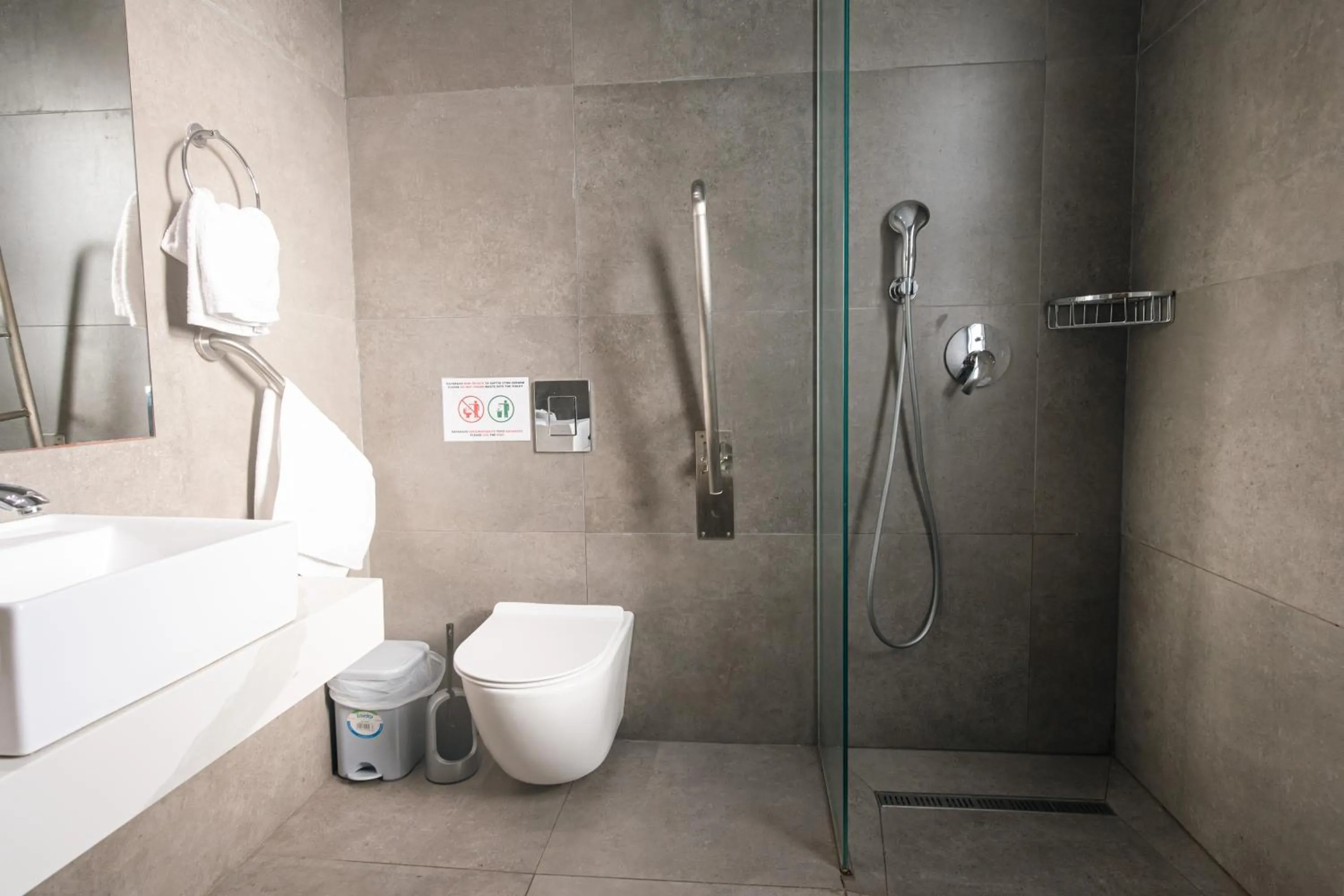 Shower in Caramela Luxury Apts