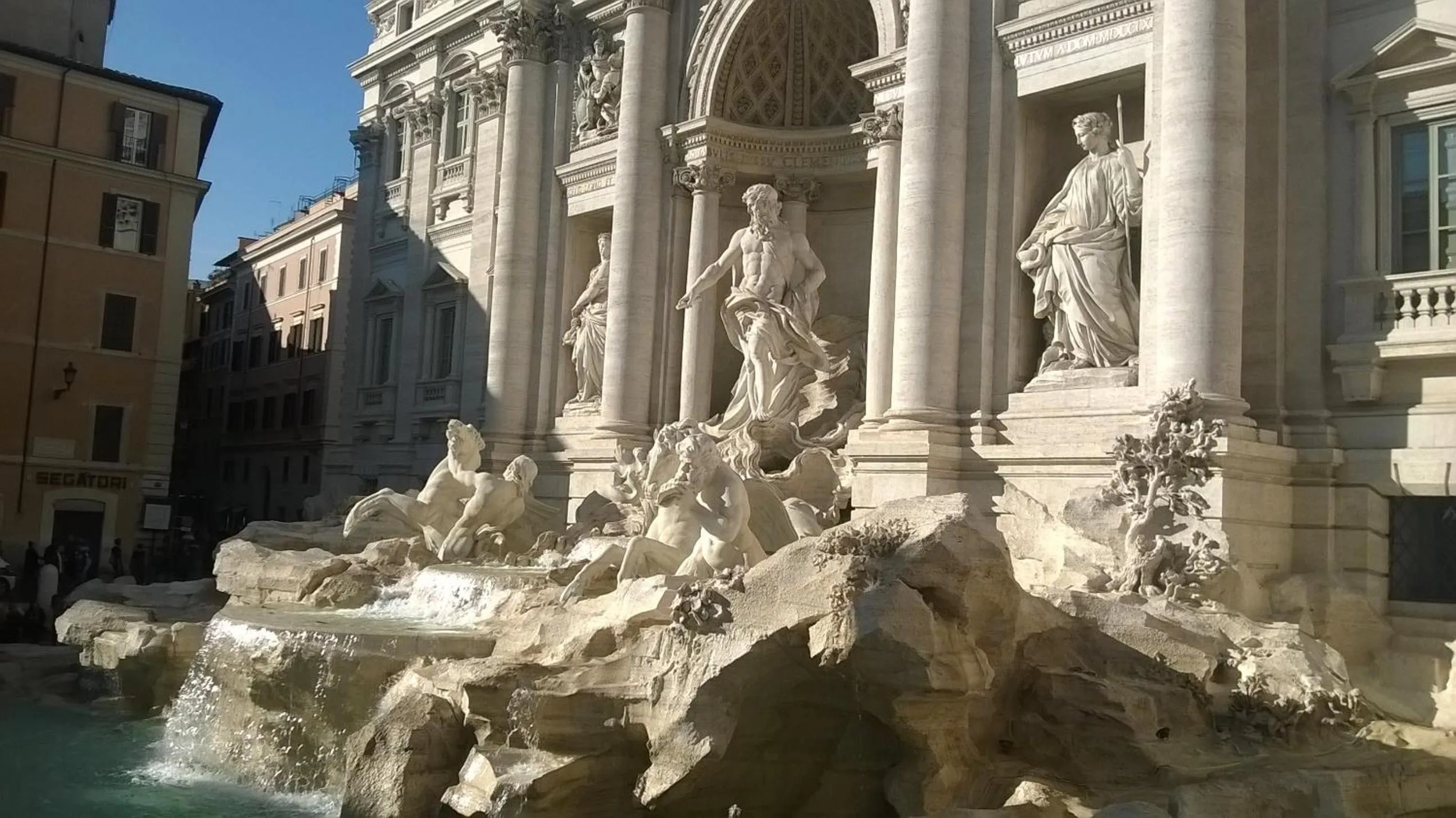 Neighbourhood in NEW PARADISE