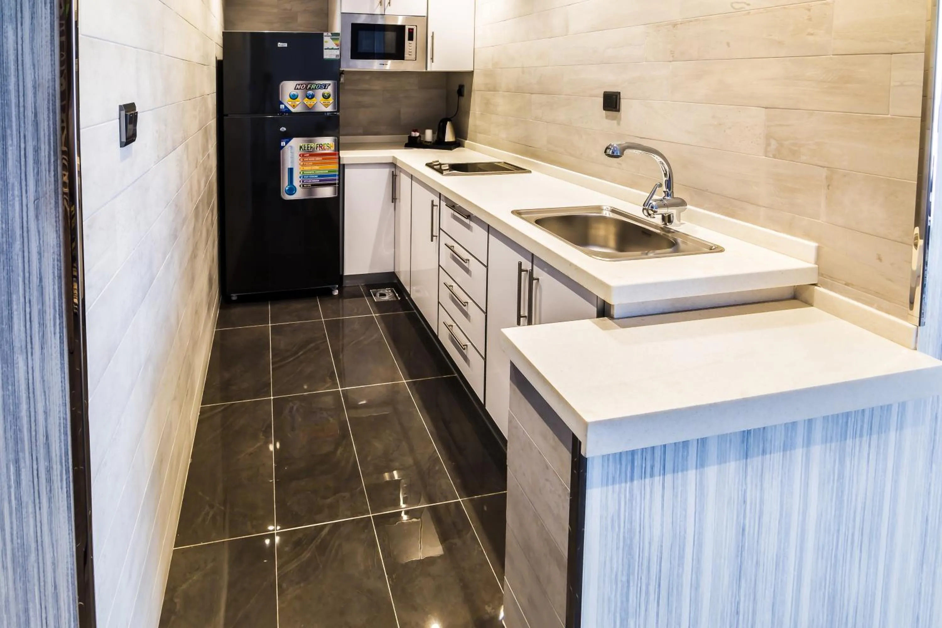 Kitchen or kitchenette in Wow Diamond Hotel - فندق واو ديموند