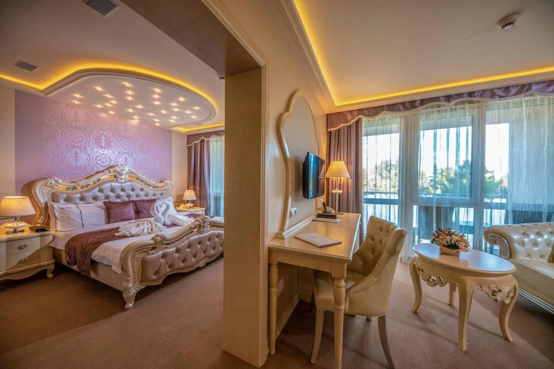 TV and multimedia, Bed in Hotel Délibáb