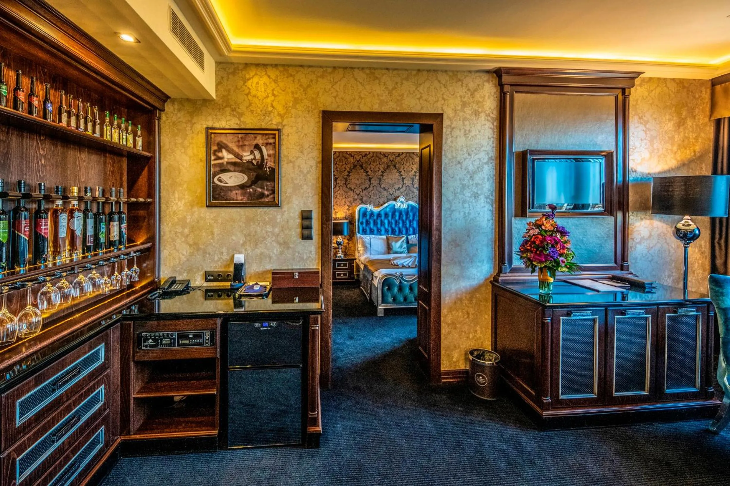 TV and multimedia in Hotel Délibáb