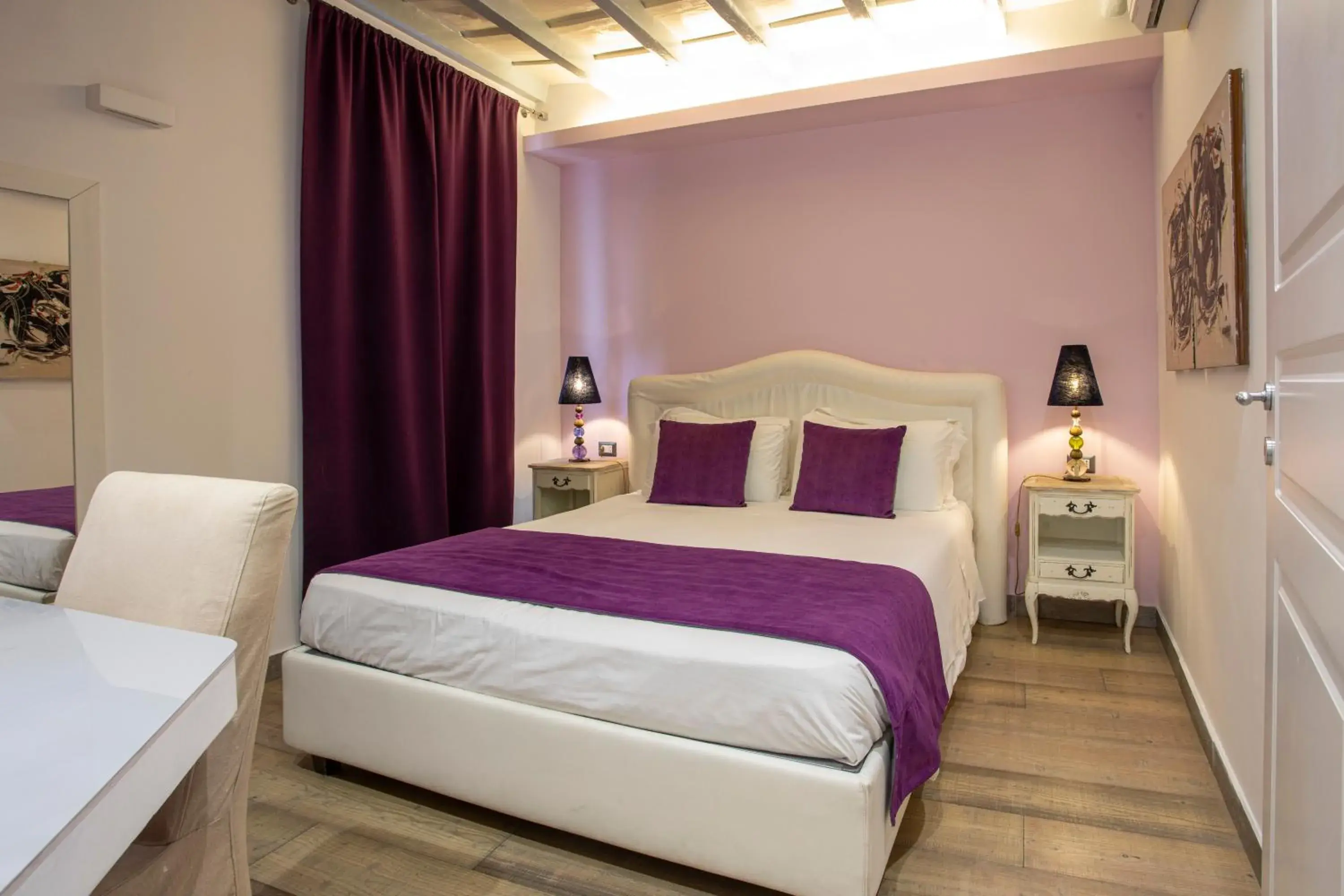 Superior Queen Room - single occupancy in Corso Suite 107 Rooms Wellness & Spa Superior Queen Room - single occupancy in Corso Suite 107 Rooms Wellness & Spa