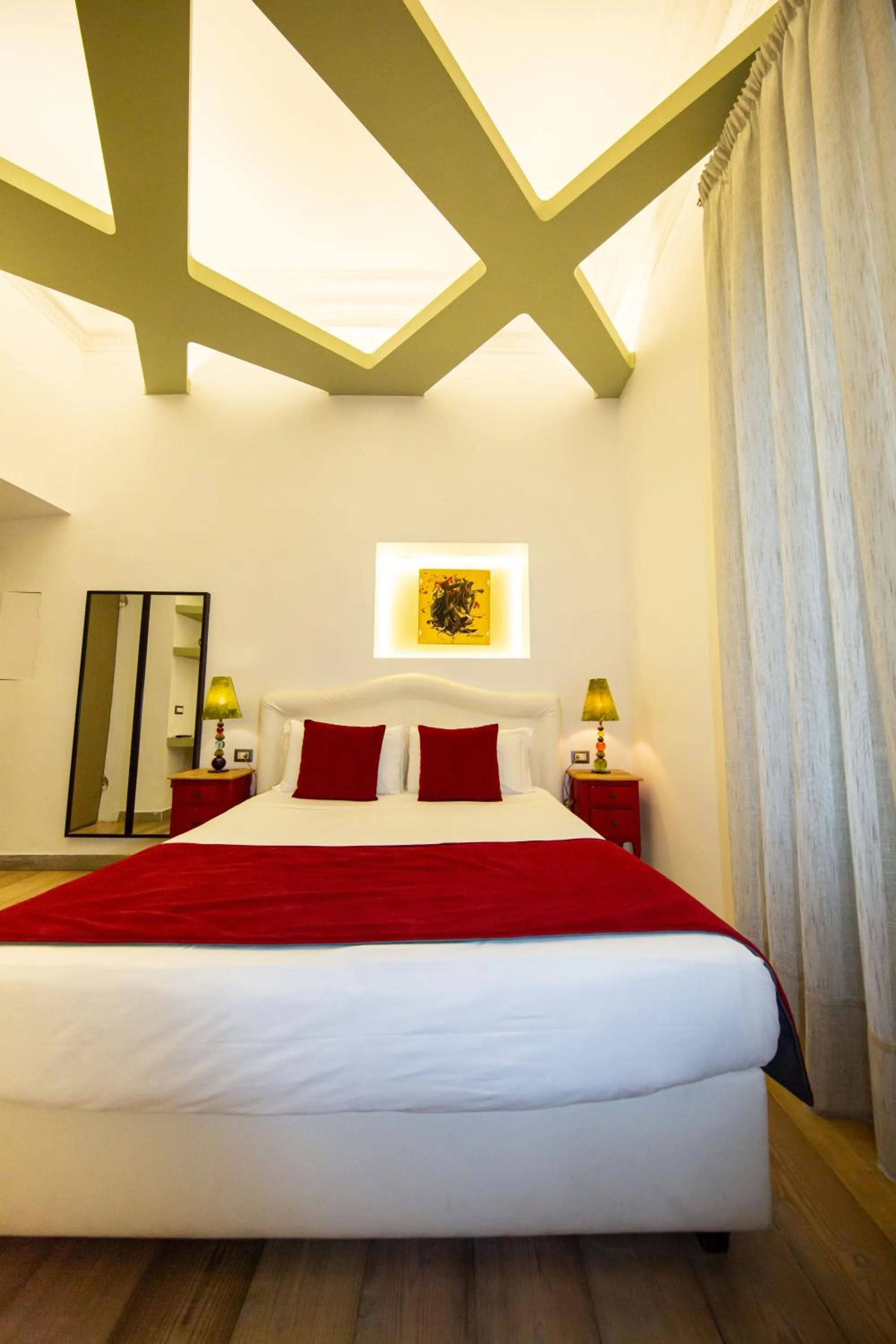 Bed in Corso Suite 107 Rooms Wellness & Spa