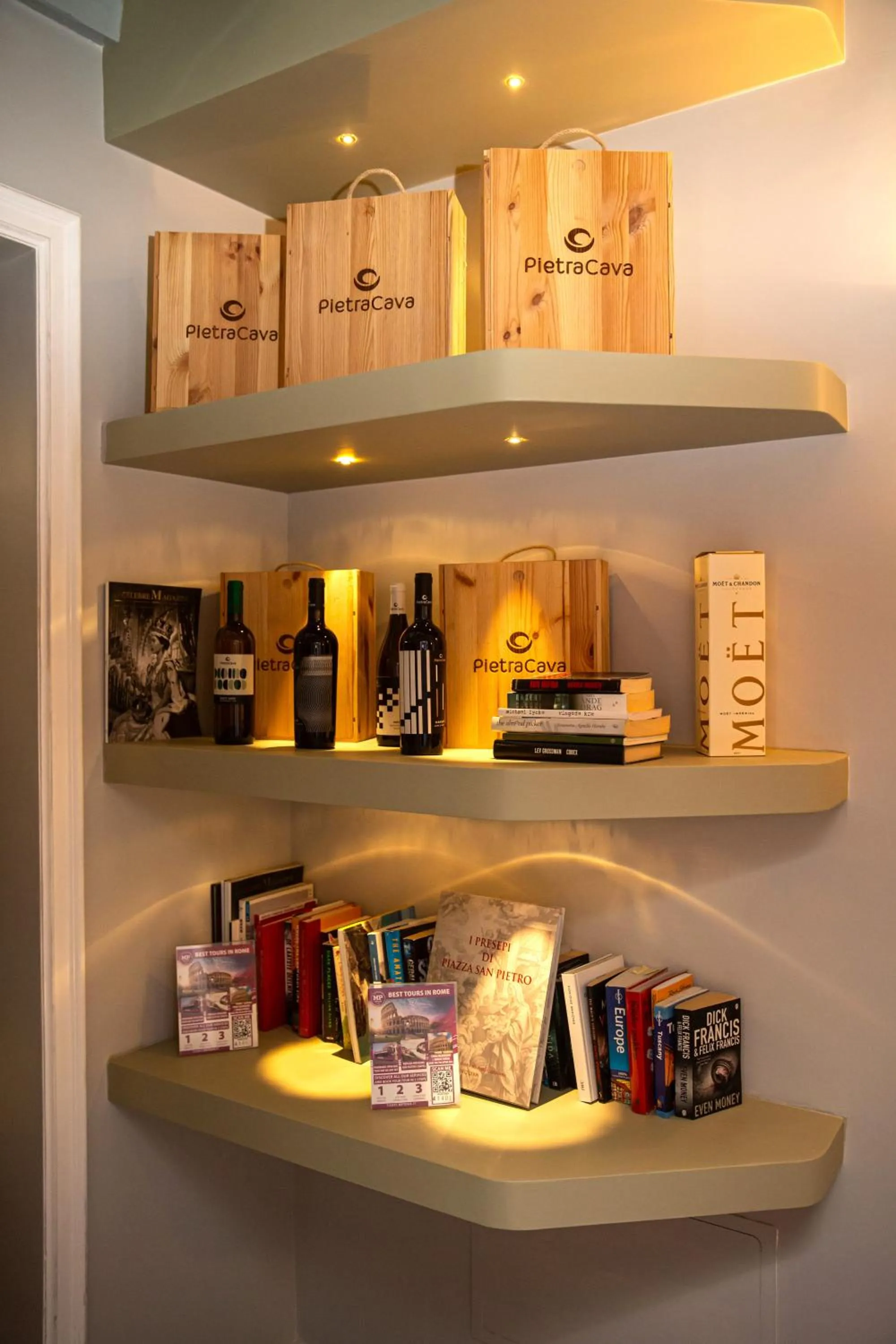 Decorative detail in Corso Suite 107 Rooms Wellness & Spa