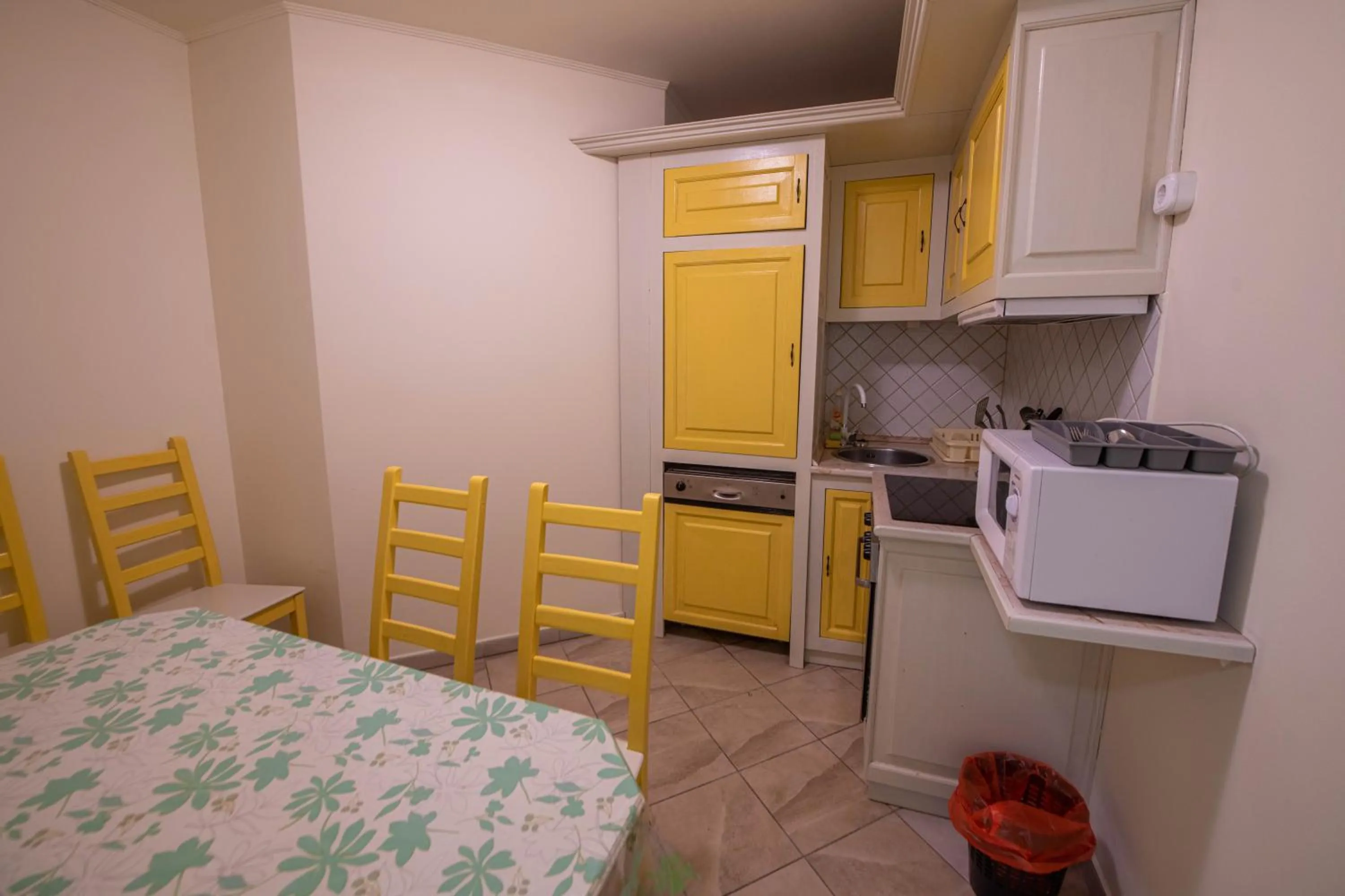 Kitchen or kitchenette in Pater Apartments and Rooms