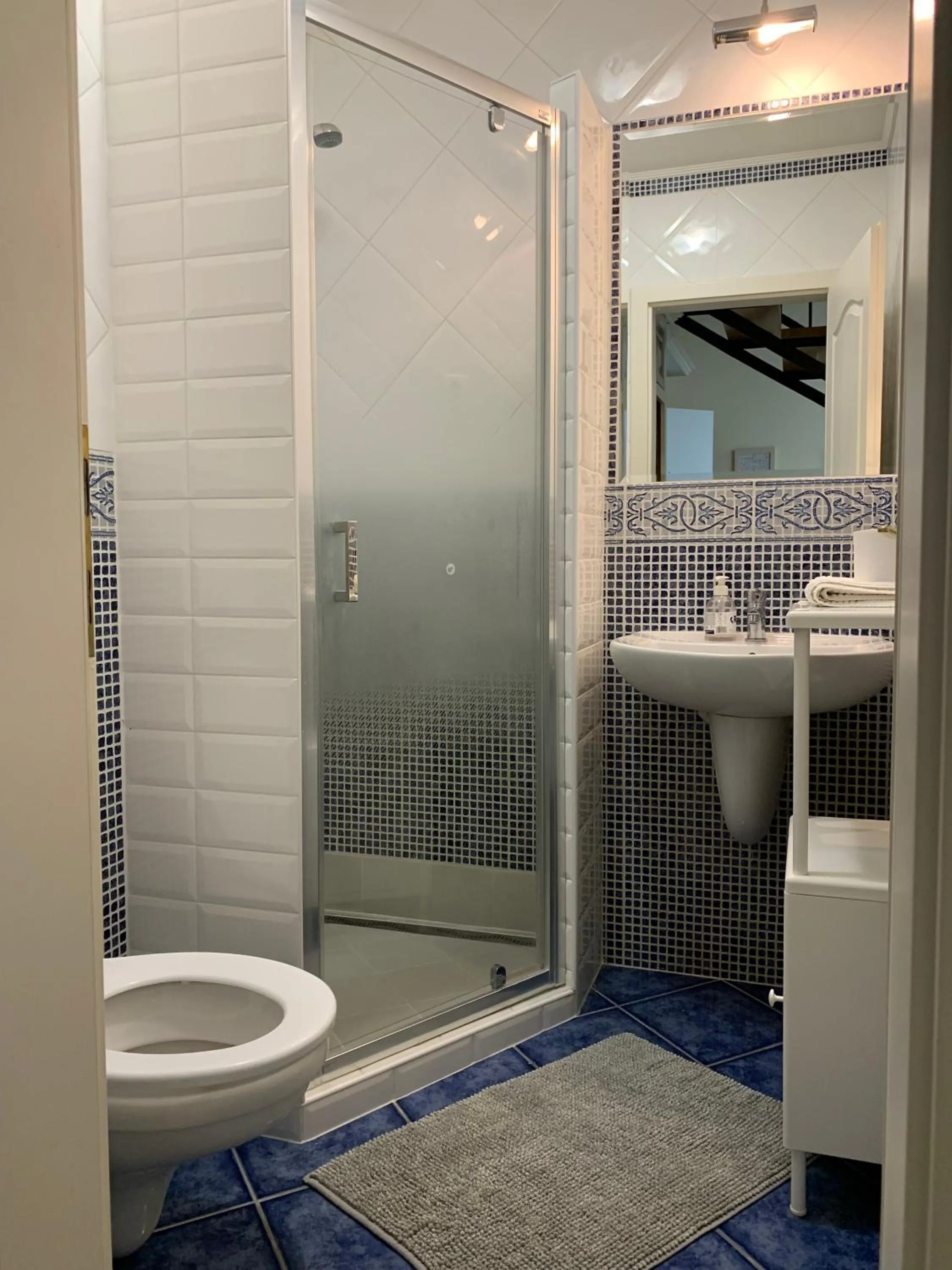 Bathroom in Pater Apartments and Rooms