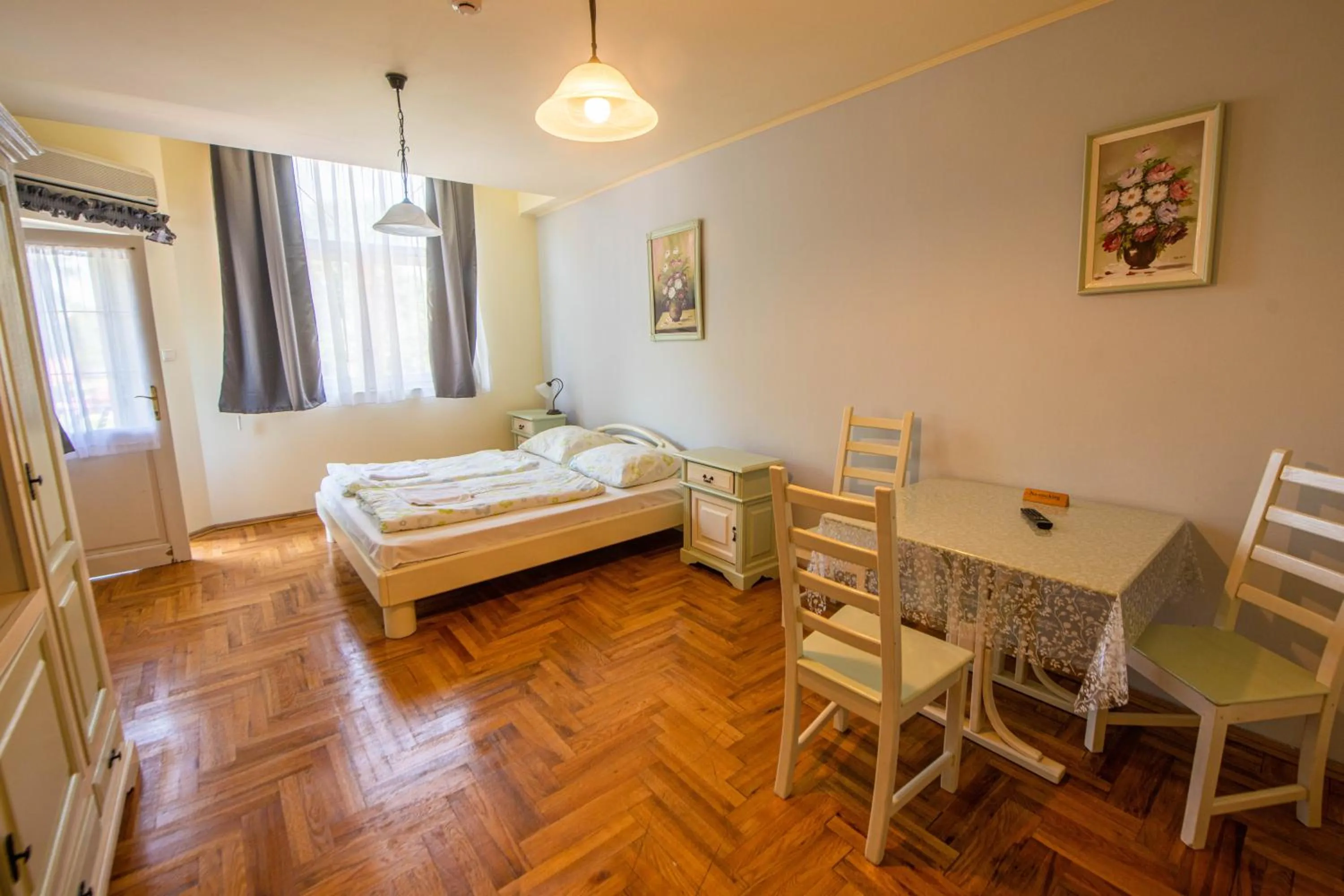 Photo of the whole room, Bed in Pater Apartments and Rooms