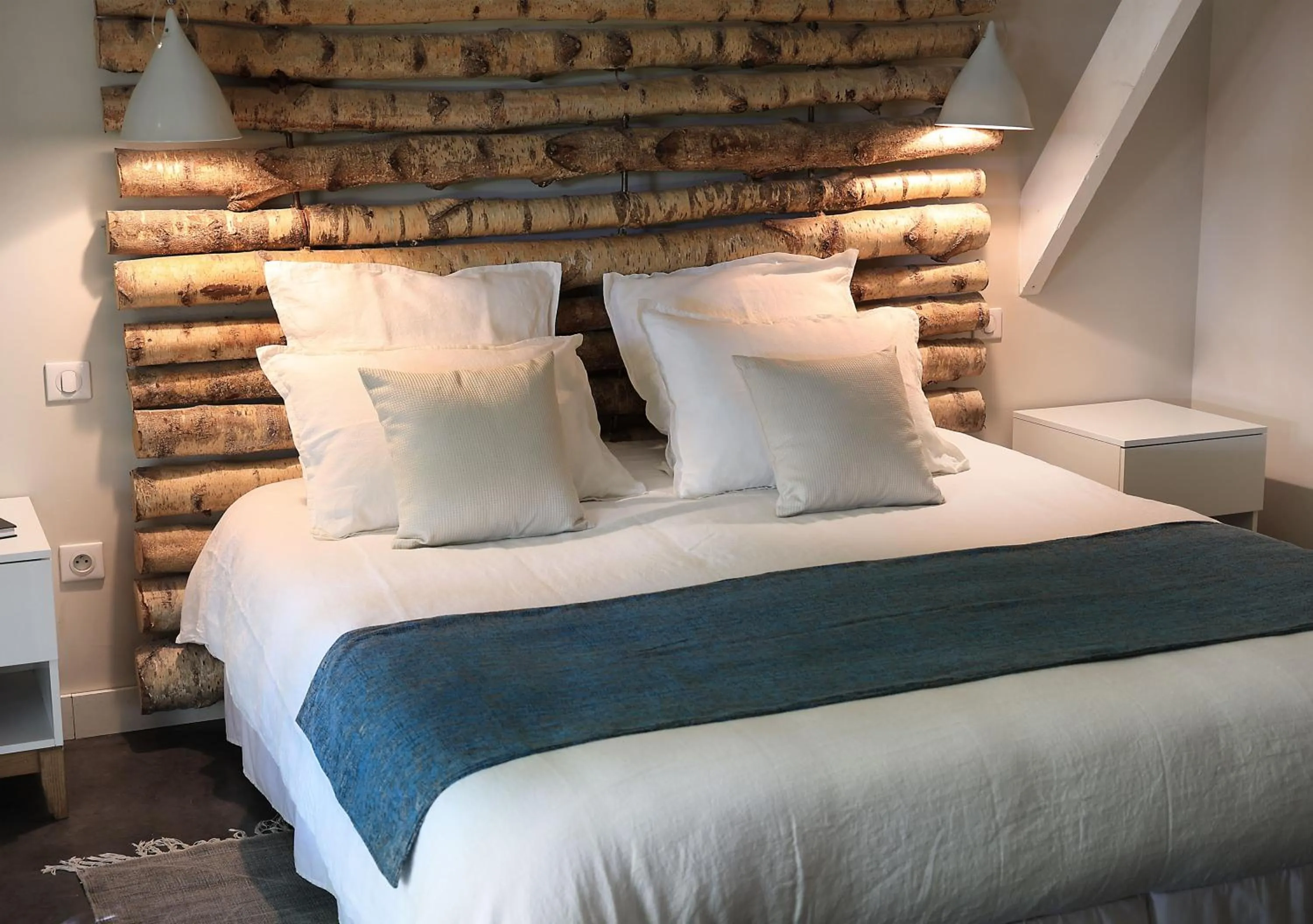 Photo of the whole room in Domaine de Fresnoy