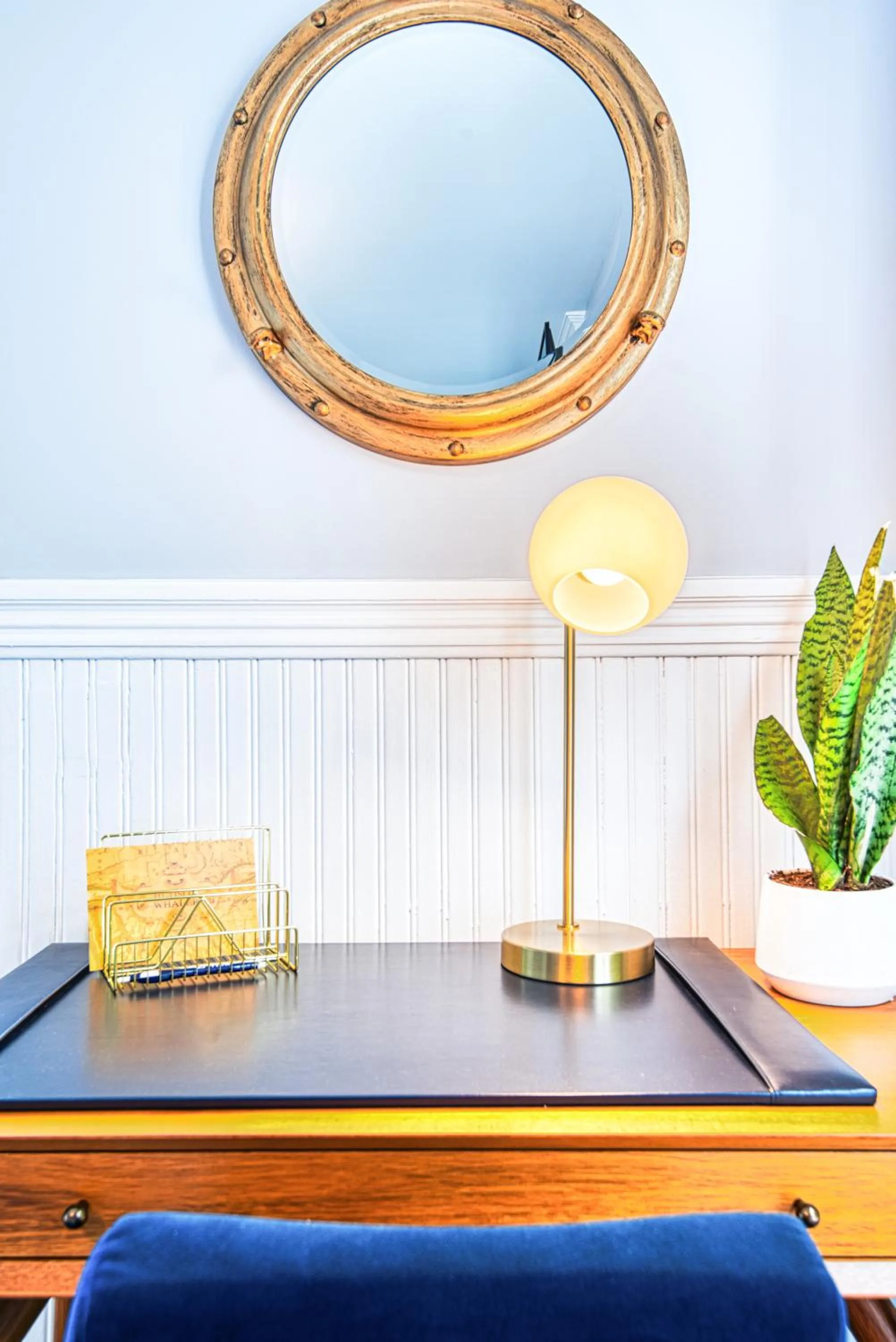 Bedroom in The Hudson Whaler