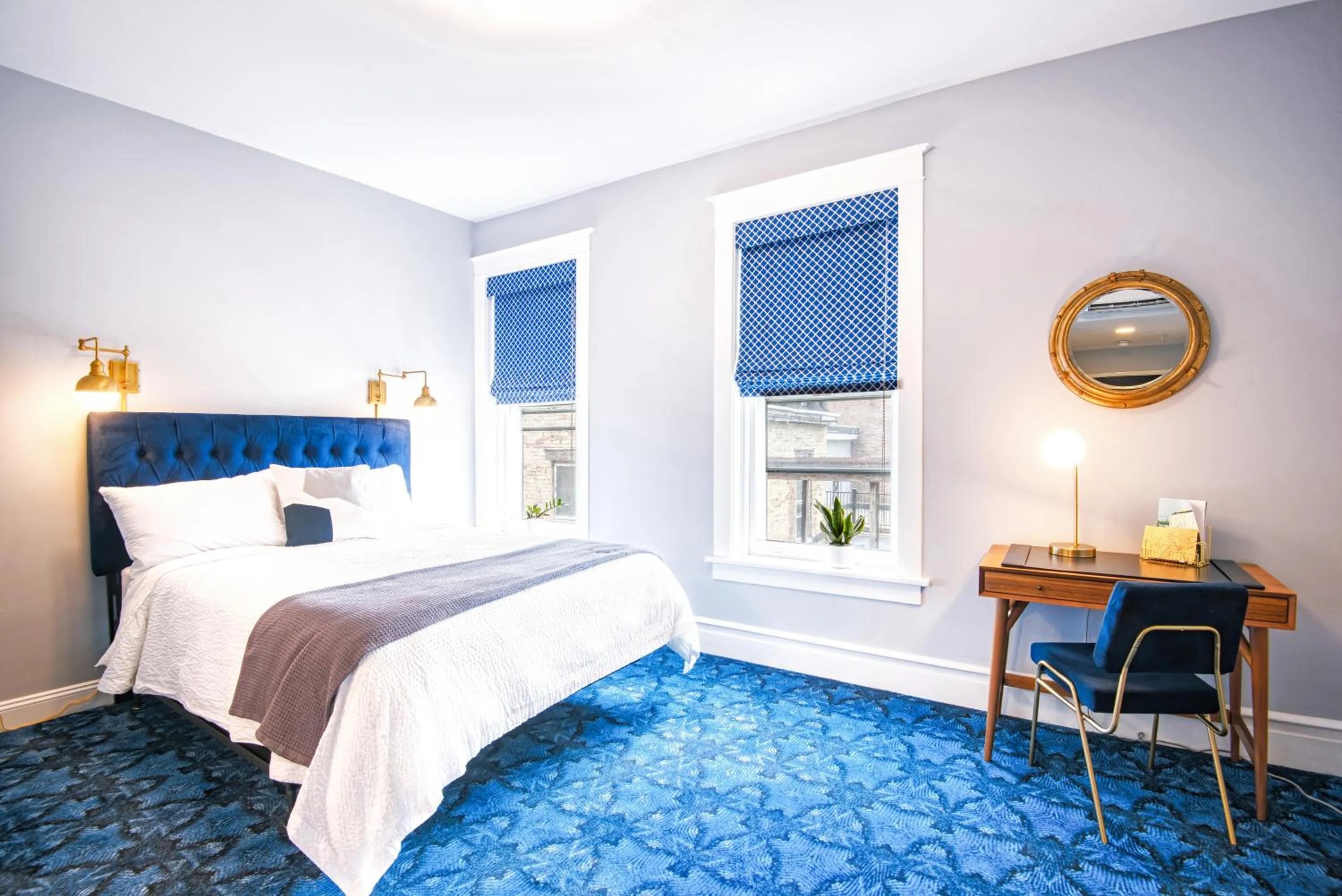 Bed in The Hudson Whaler