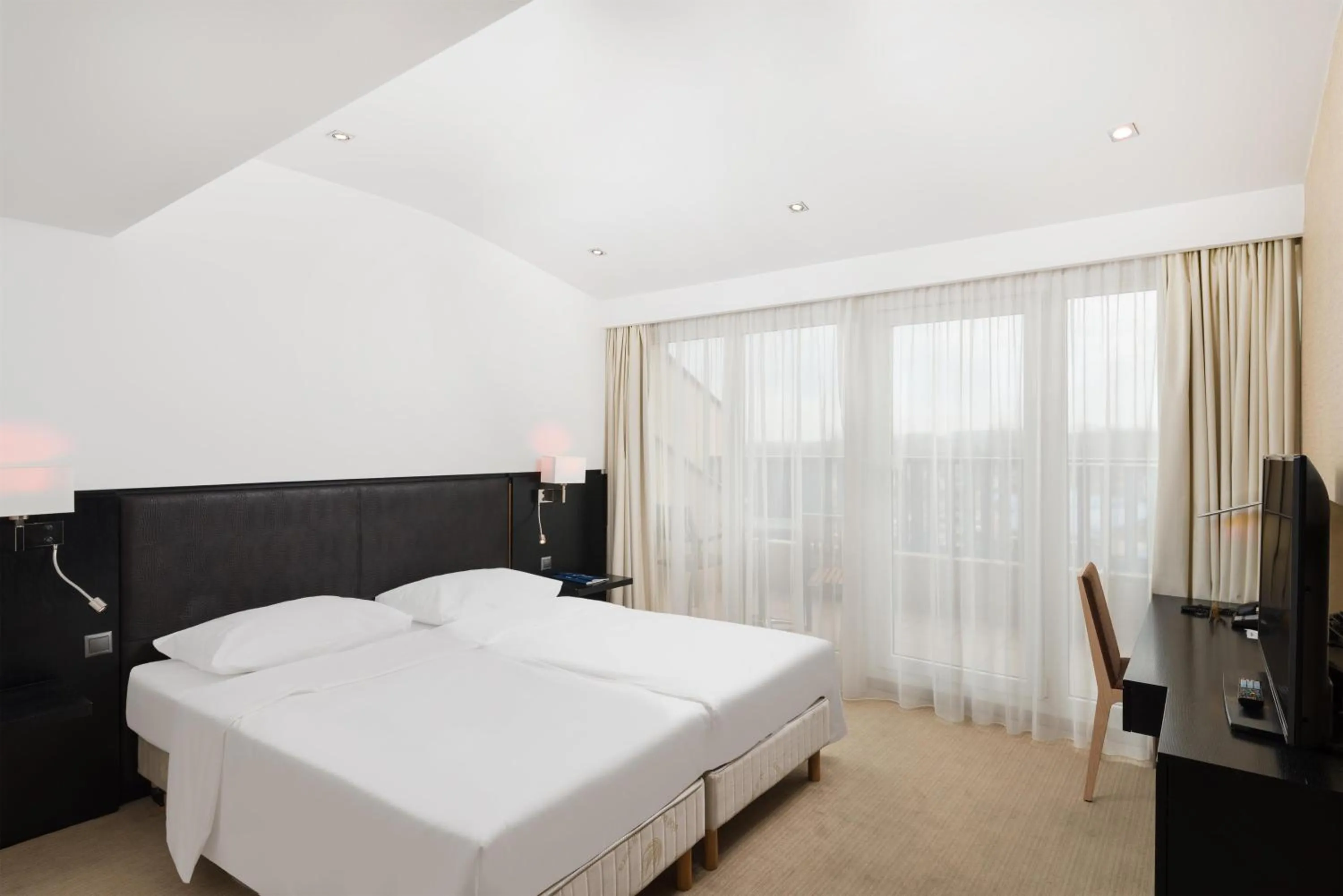 Photo of the whole room, Bed in Park Inn by Radisson Sarvar Resort & Spa - All Inclusive