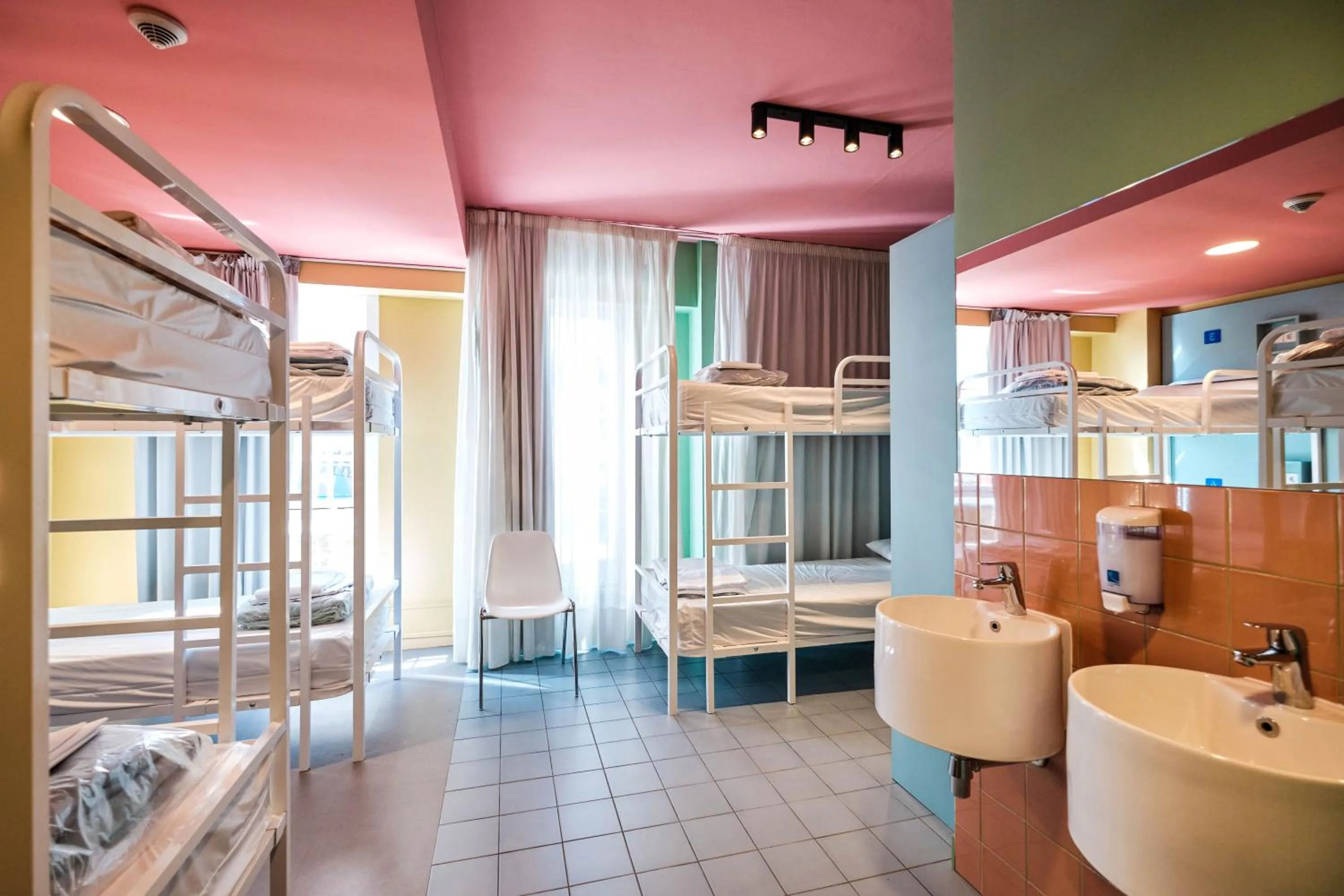 Photo of the whole room, Bed in Loop INN Hostel Santiago de Compostela